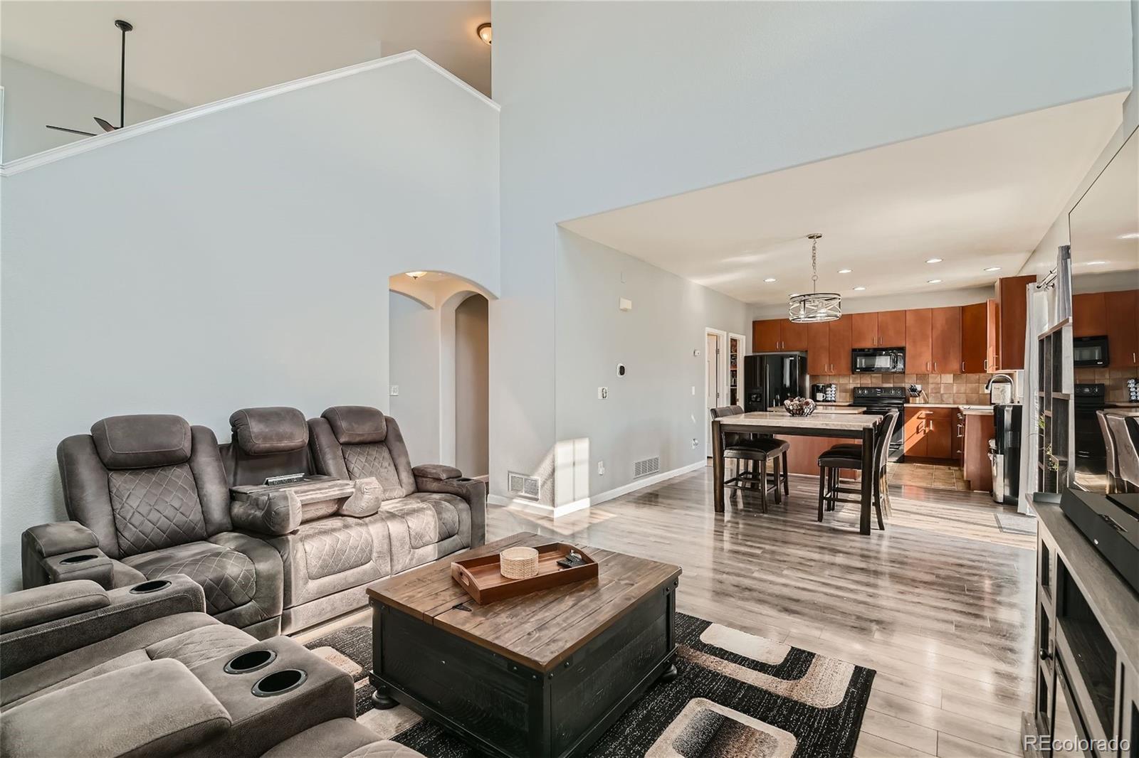 130 Gold Maple Street
