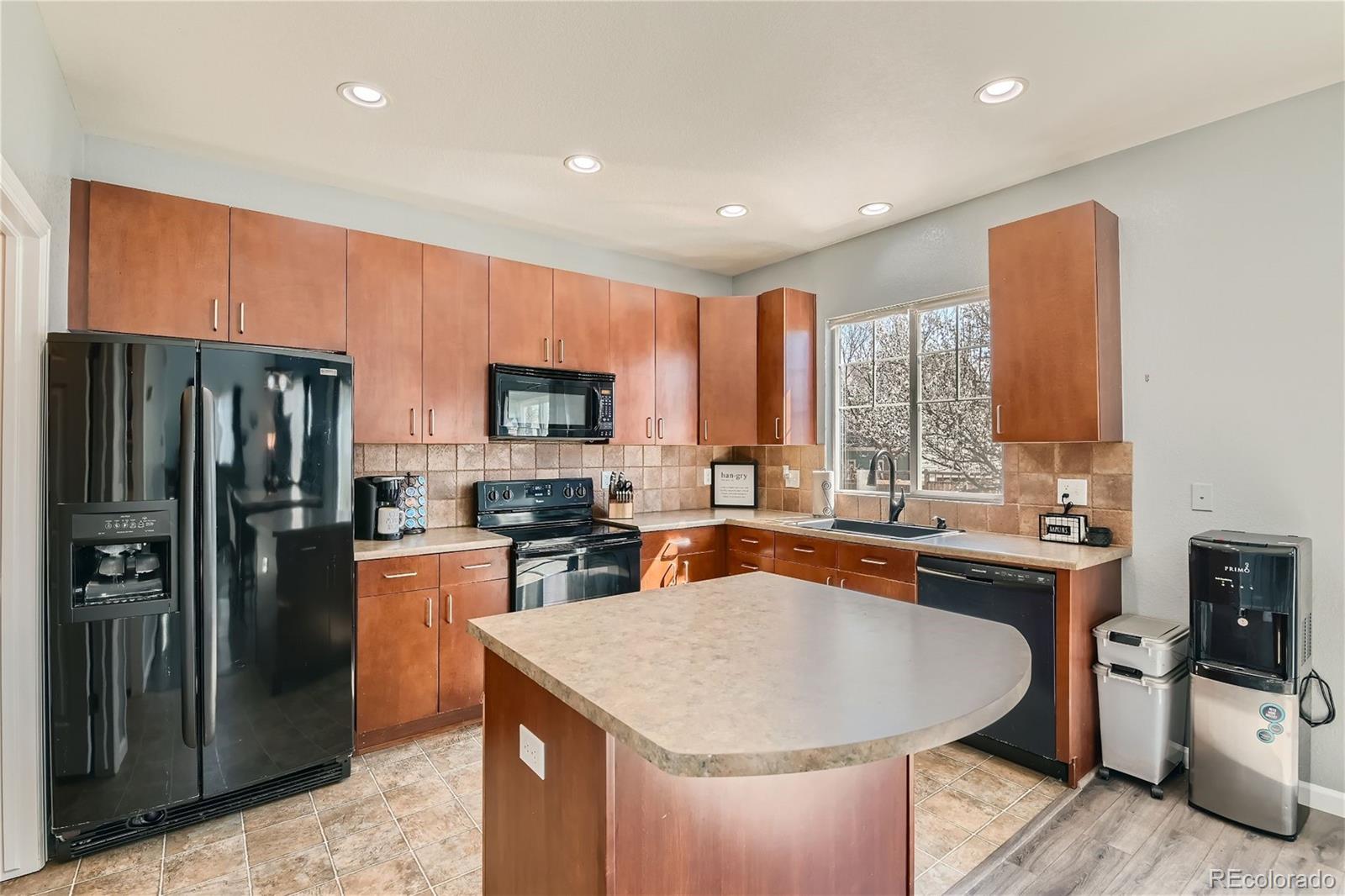 130 Gold Maple Street