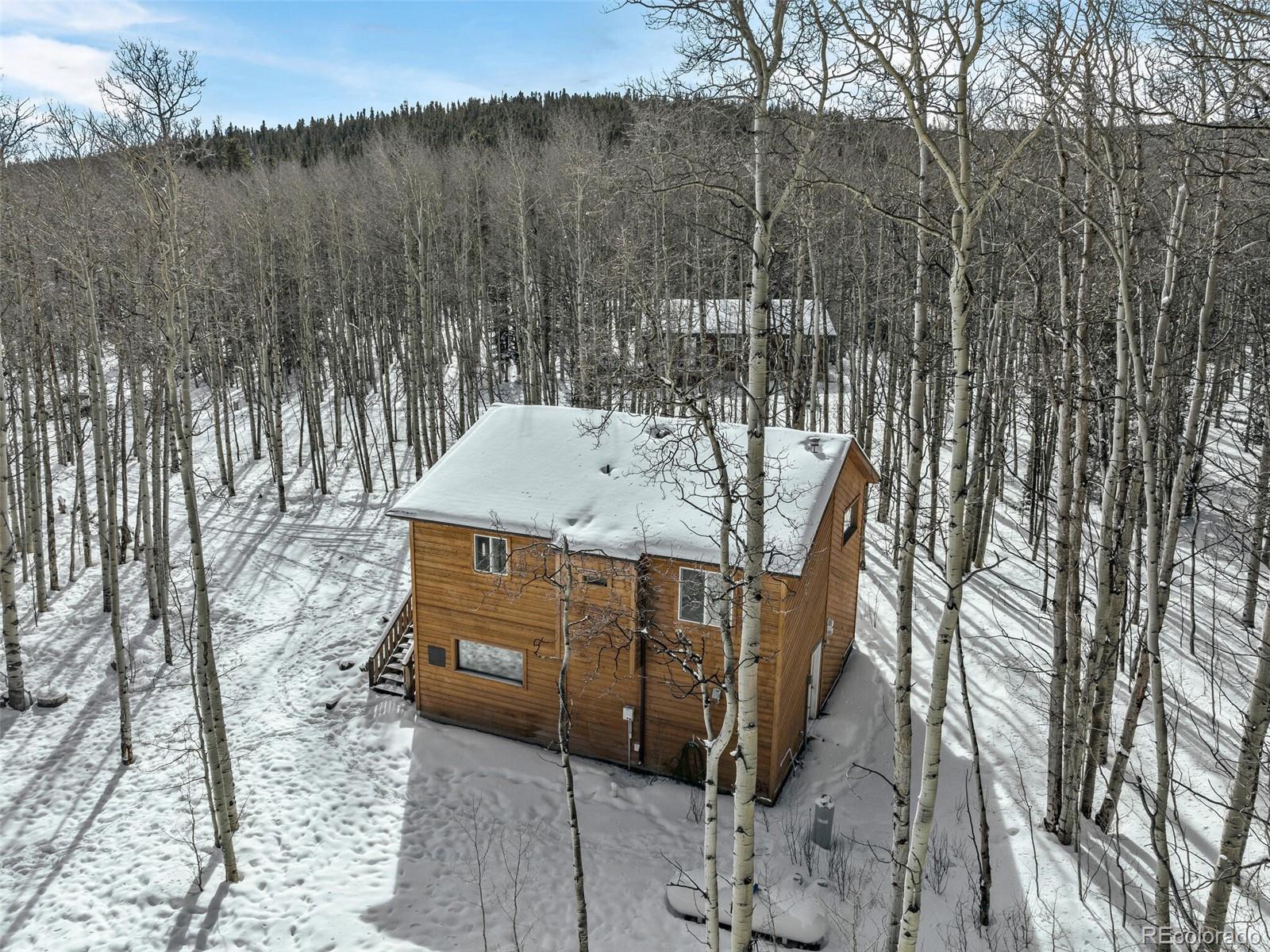 53 Rhodes Ct