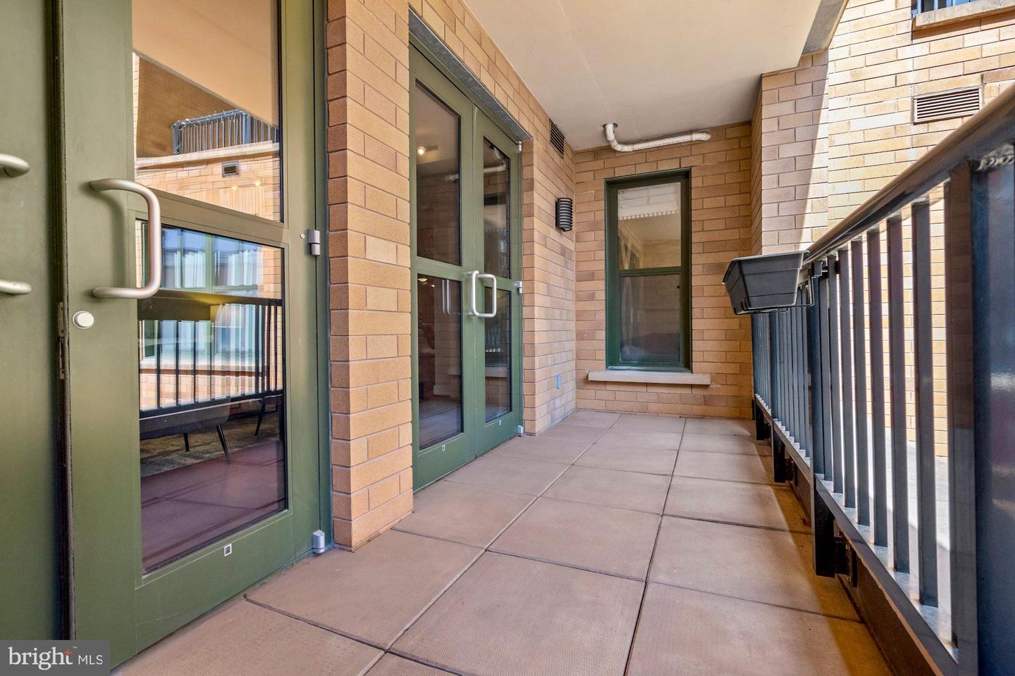 910 M STREET NW Unit: 230