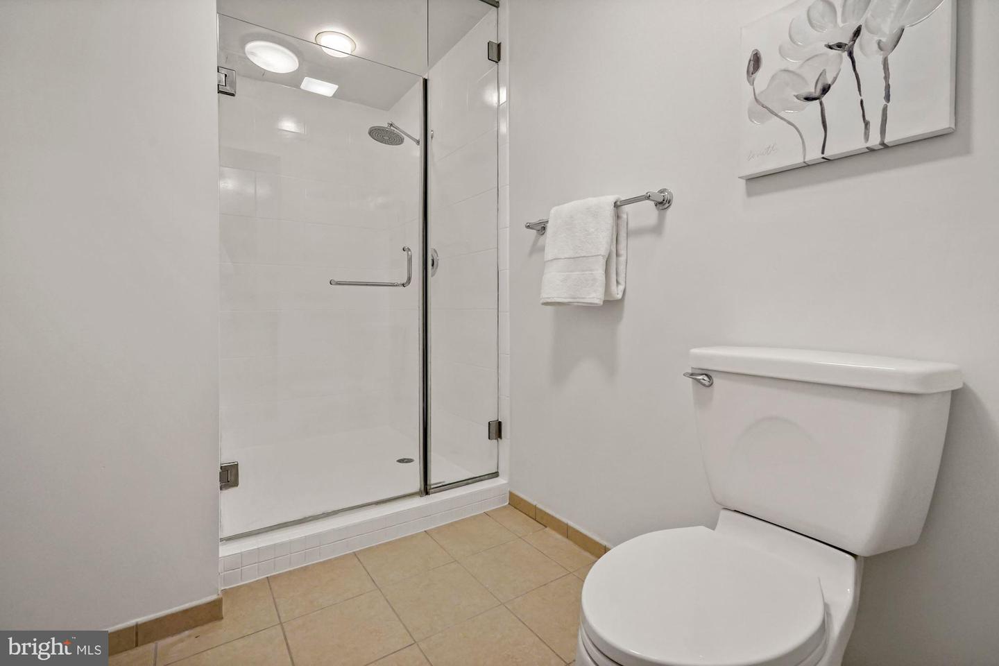 910 M STREET NW Unit: 230