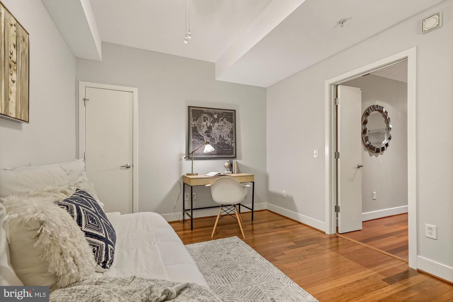 910 M STREET NW Unit: 230