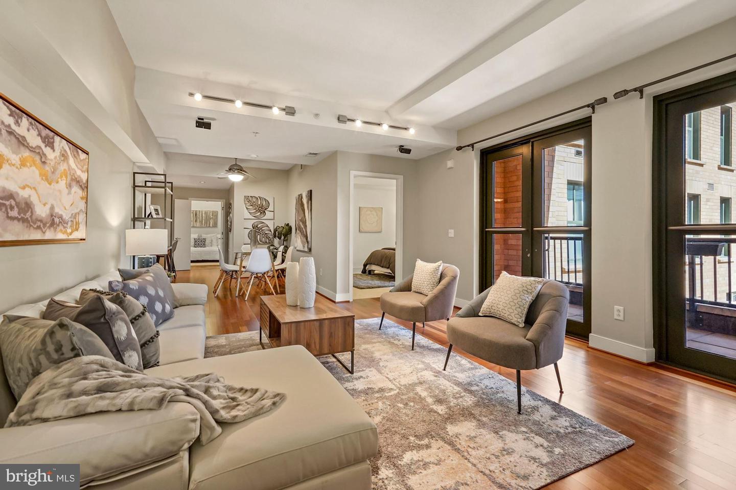 910 M STREET NW Unit: 230