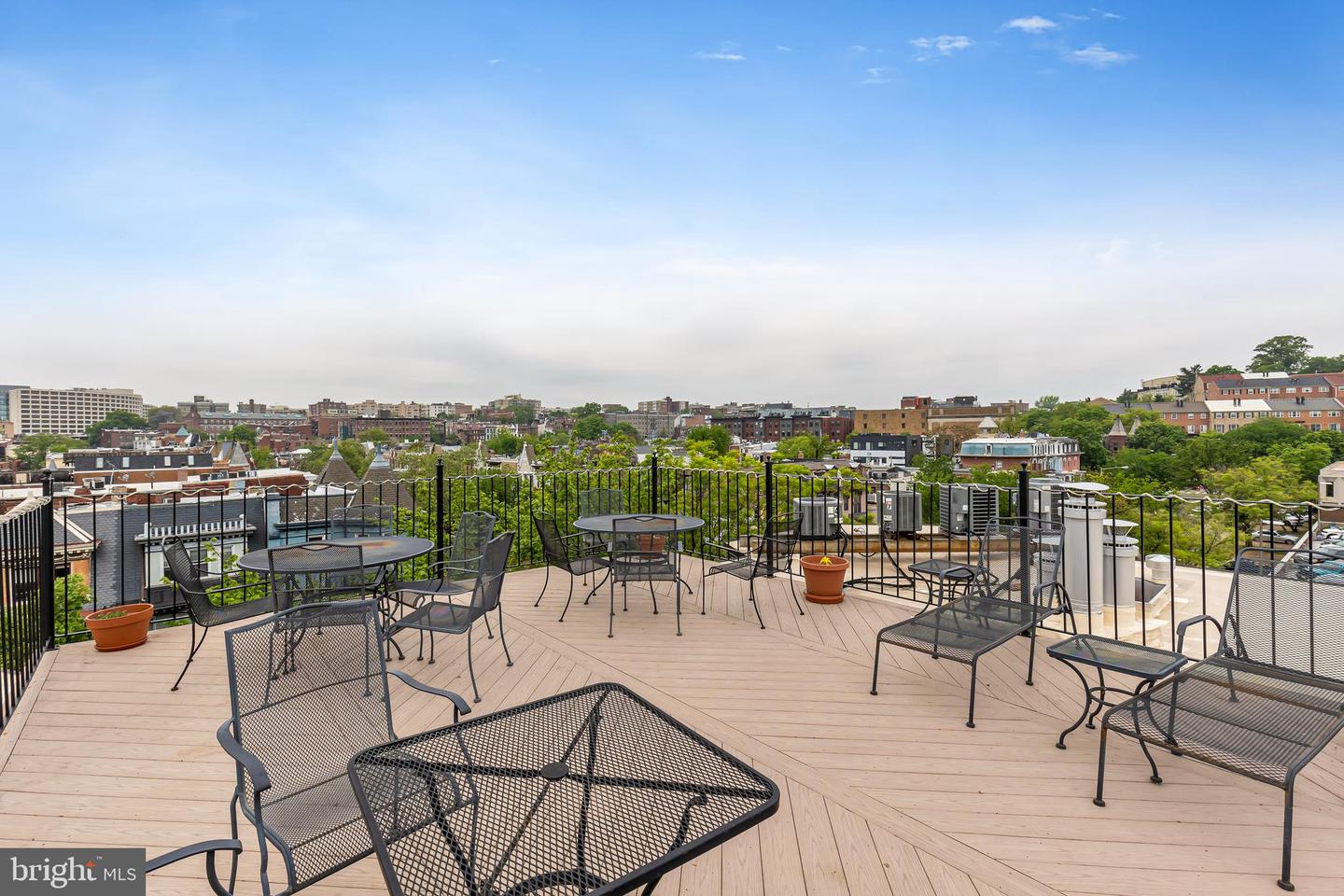 1939 17th STREET NW Unit: 9