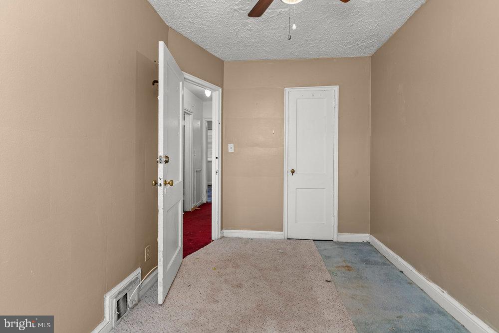 1622 Fort Davis PLACE SE