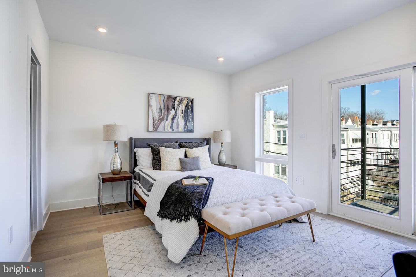 761 19th STREET NE Unit: 3