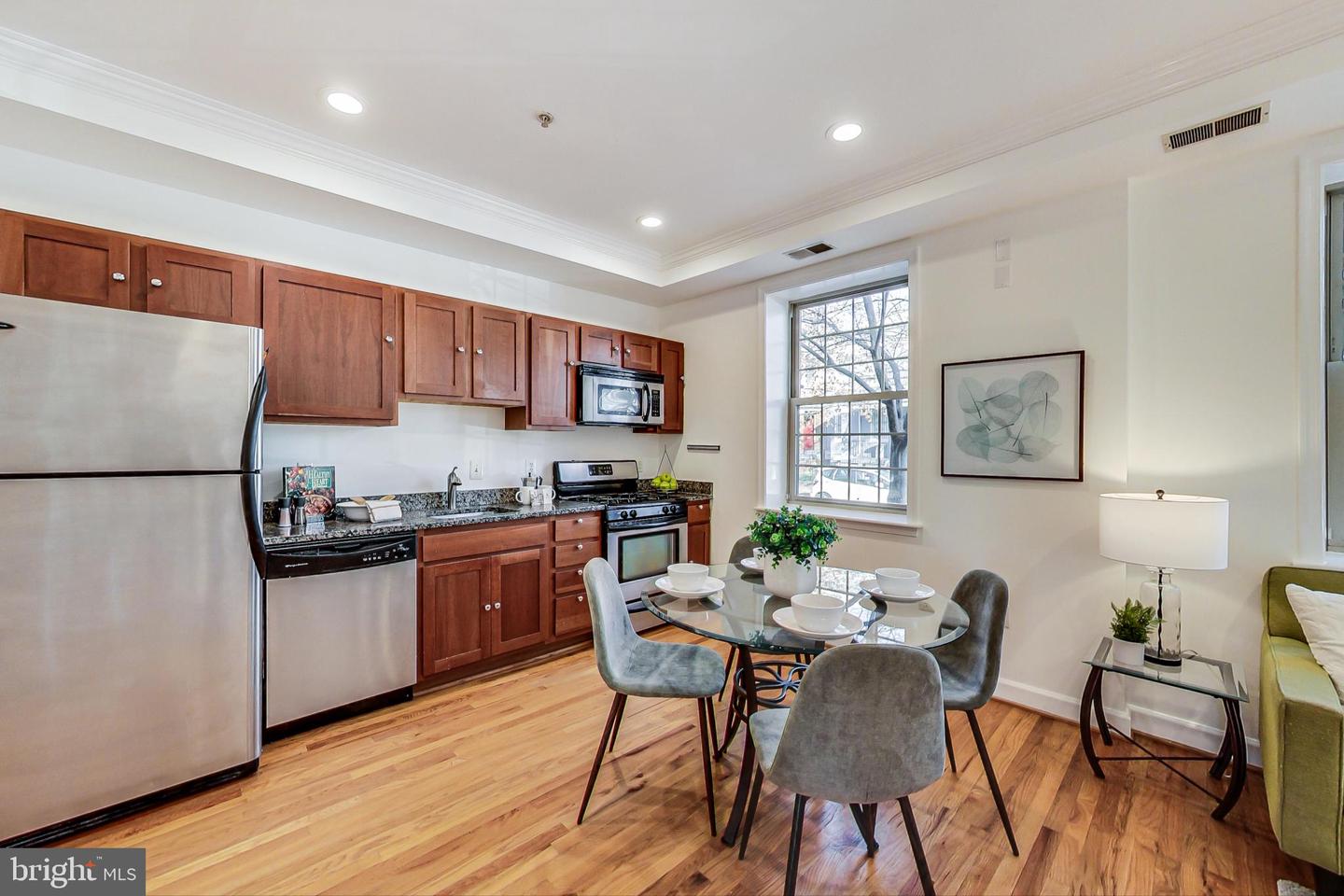 430 Irving STREET NW Unit: 101