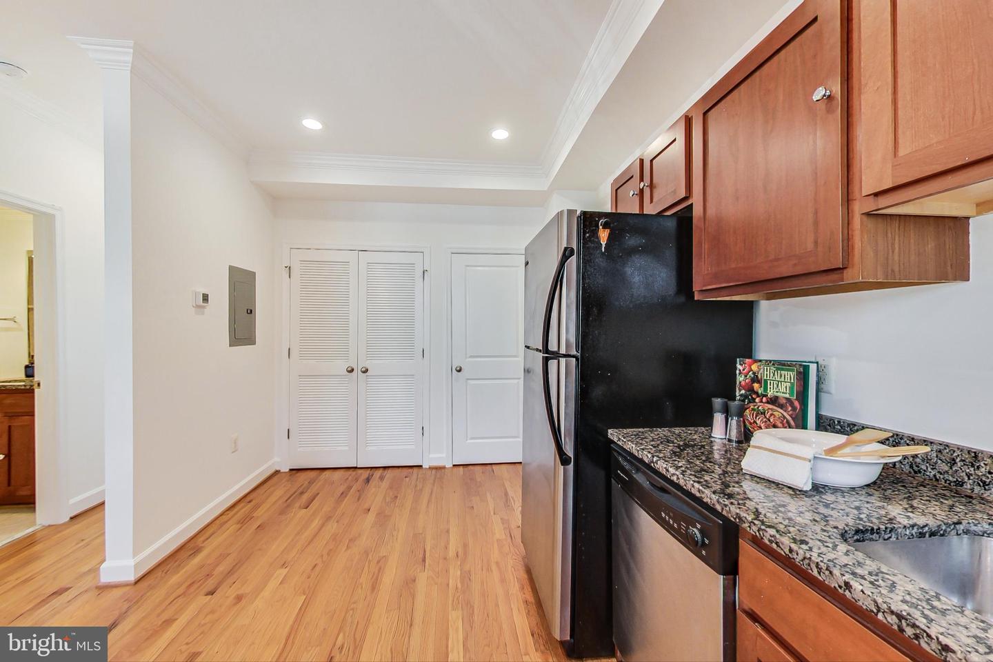 430 Irving STREET NW Unit: 101