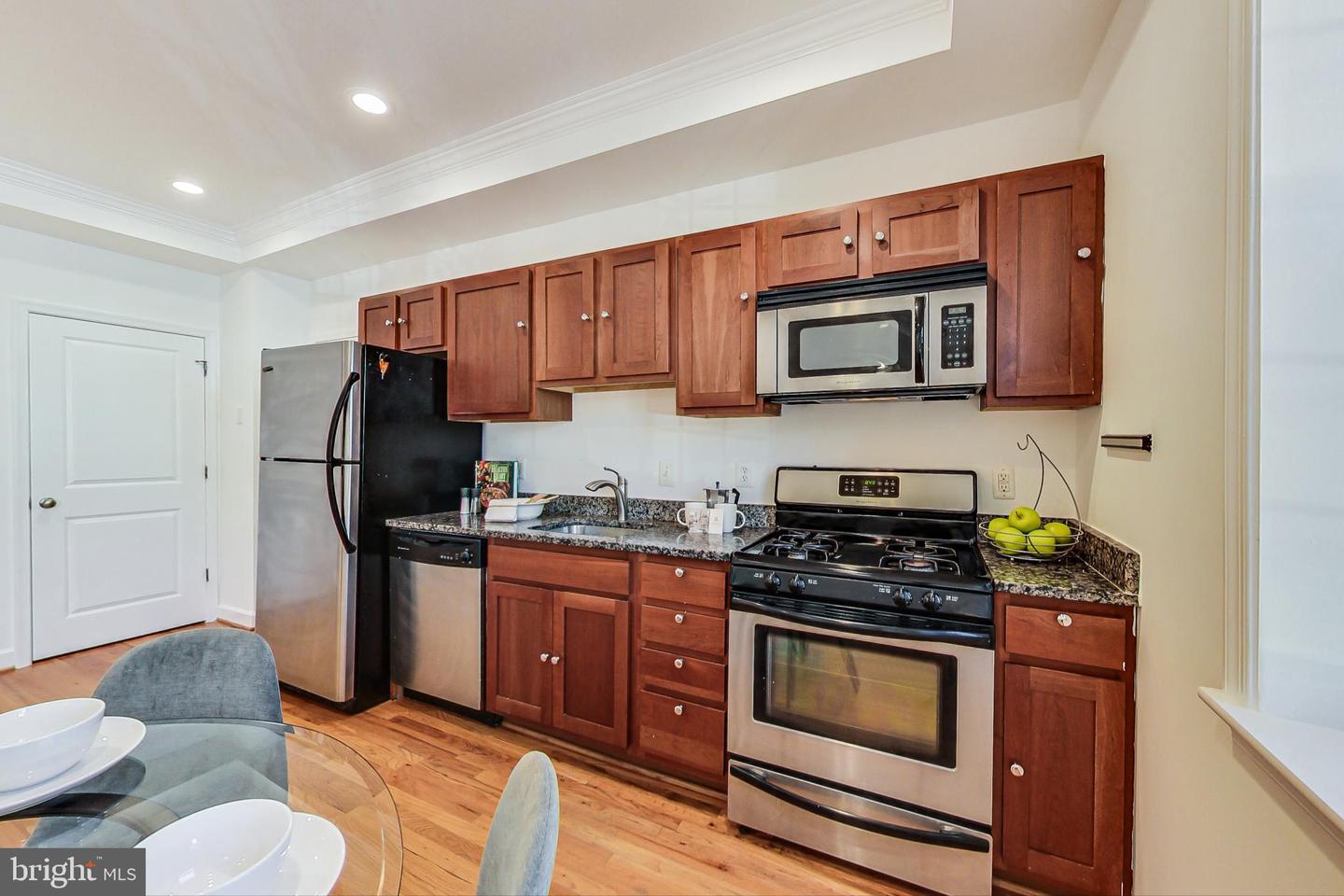 430 Irving STREET NW Unit: 101