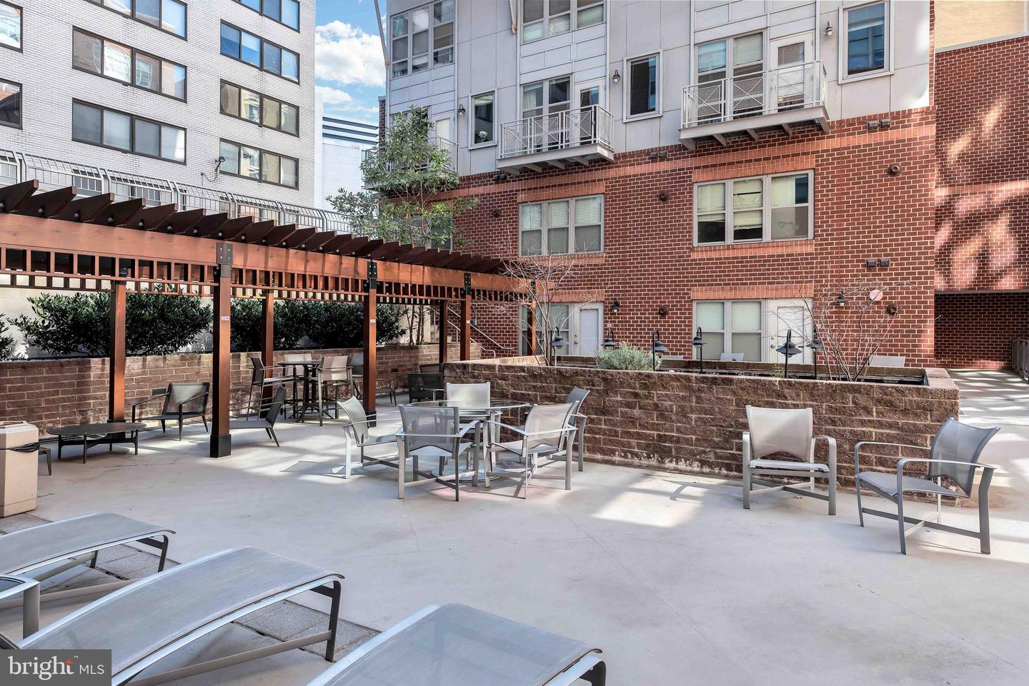 1300 N STREET NW Unit: 214