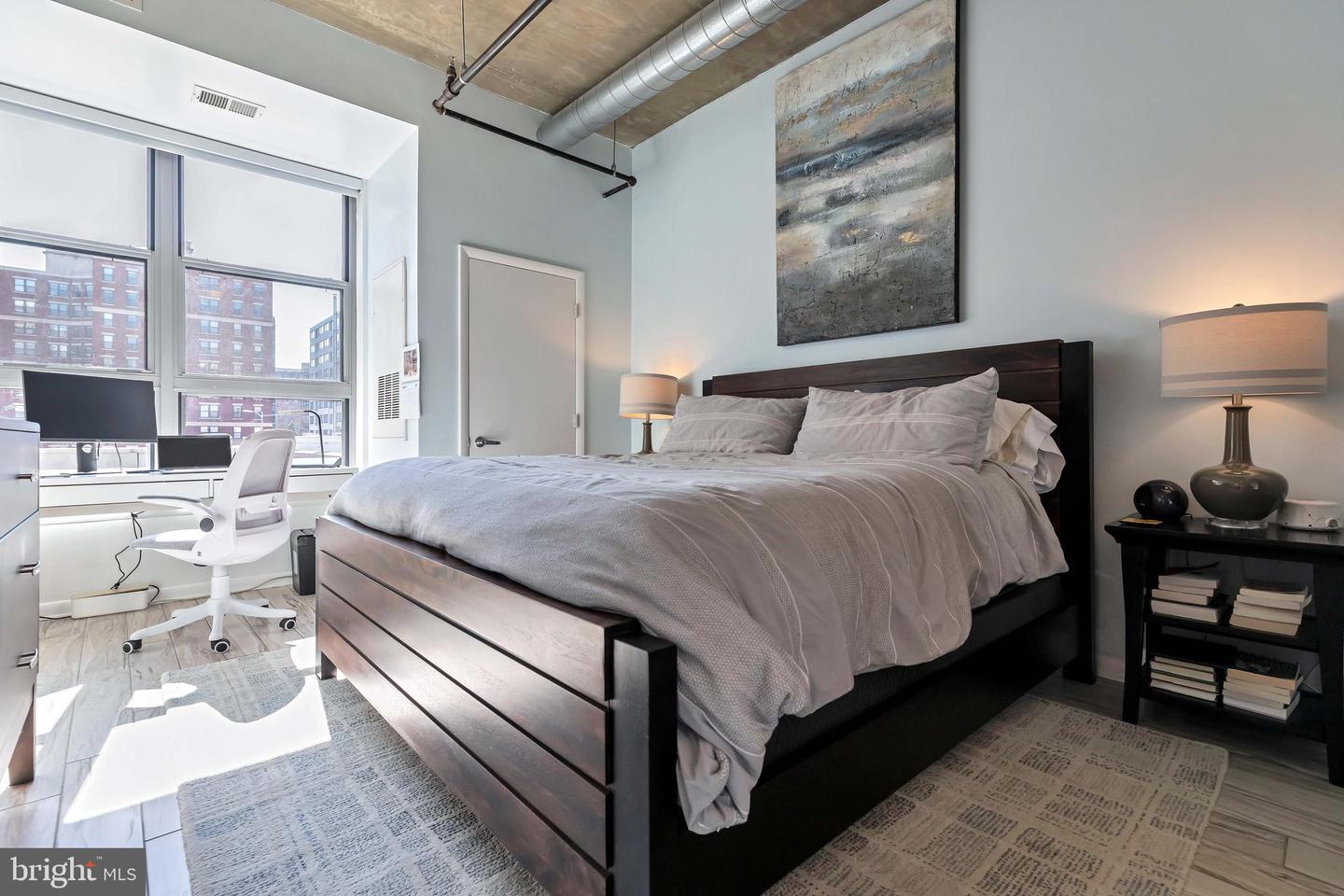 1300 N STREET NW Unit: 214