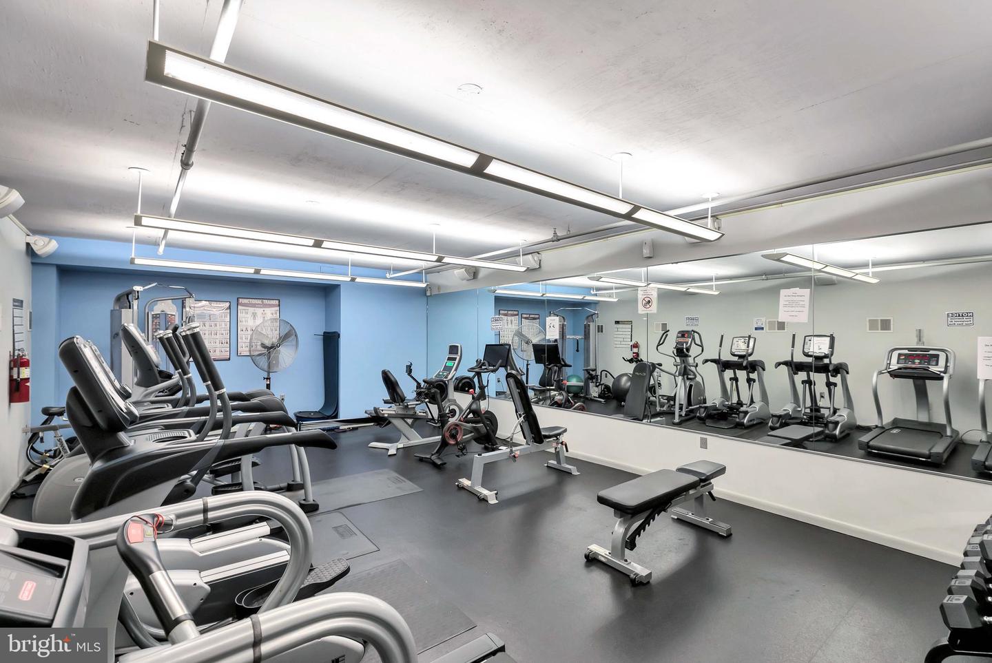 1300 N STREET NW Unit: 214