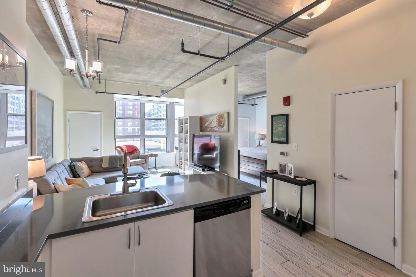 1300 N STREET NW Unit: 214