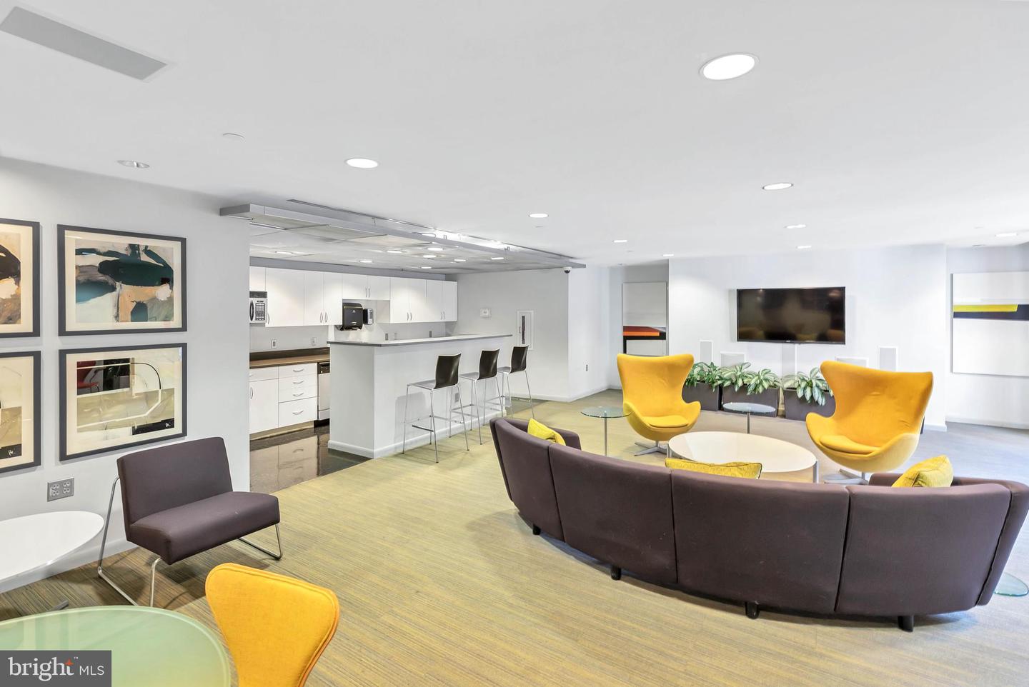 1300 N STREET NW Unit: 214