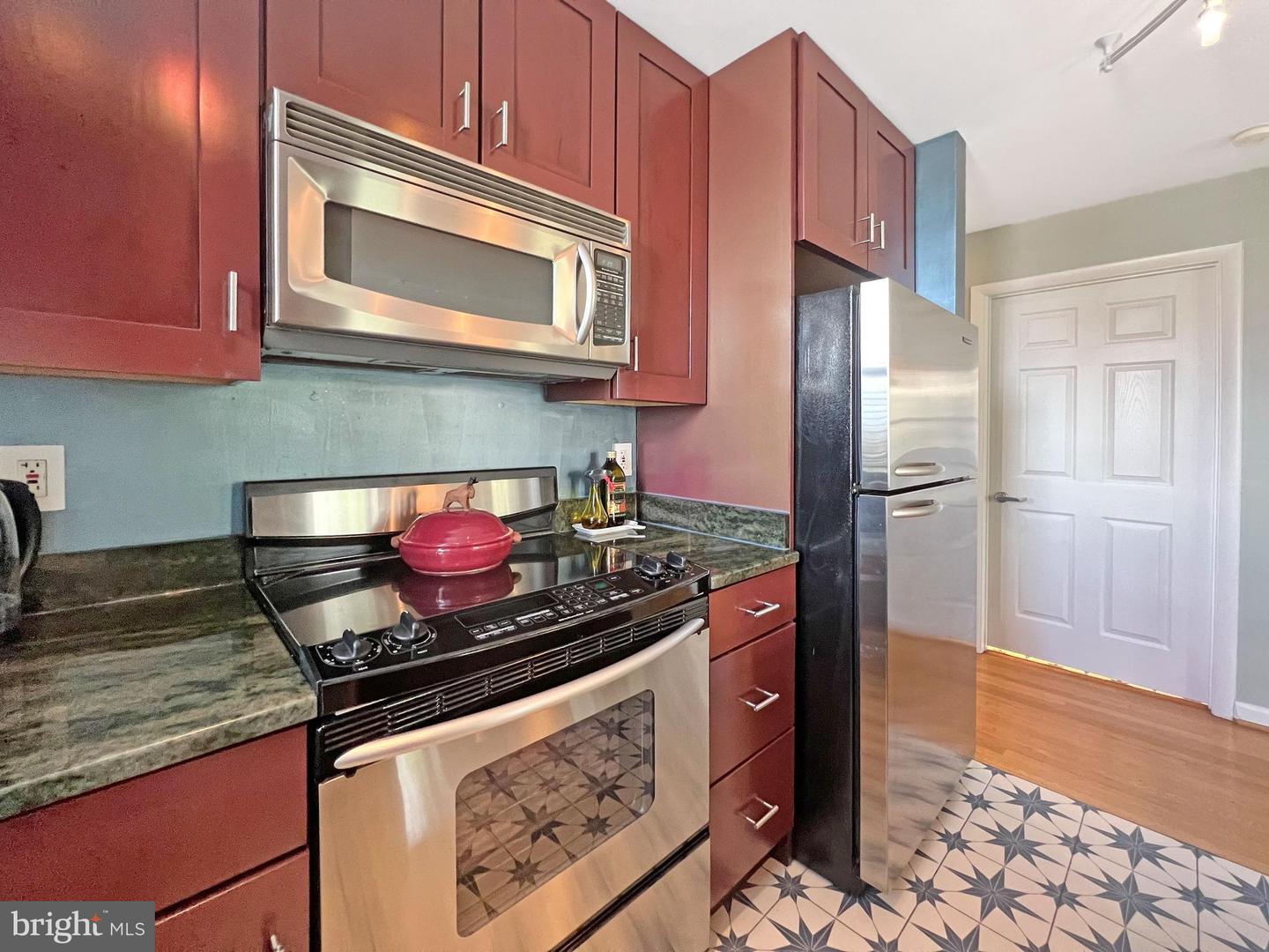 1308 Clifton STREET NW Unit: 200