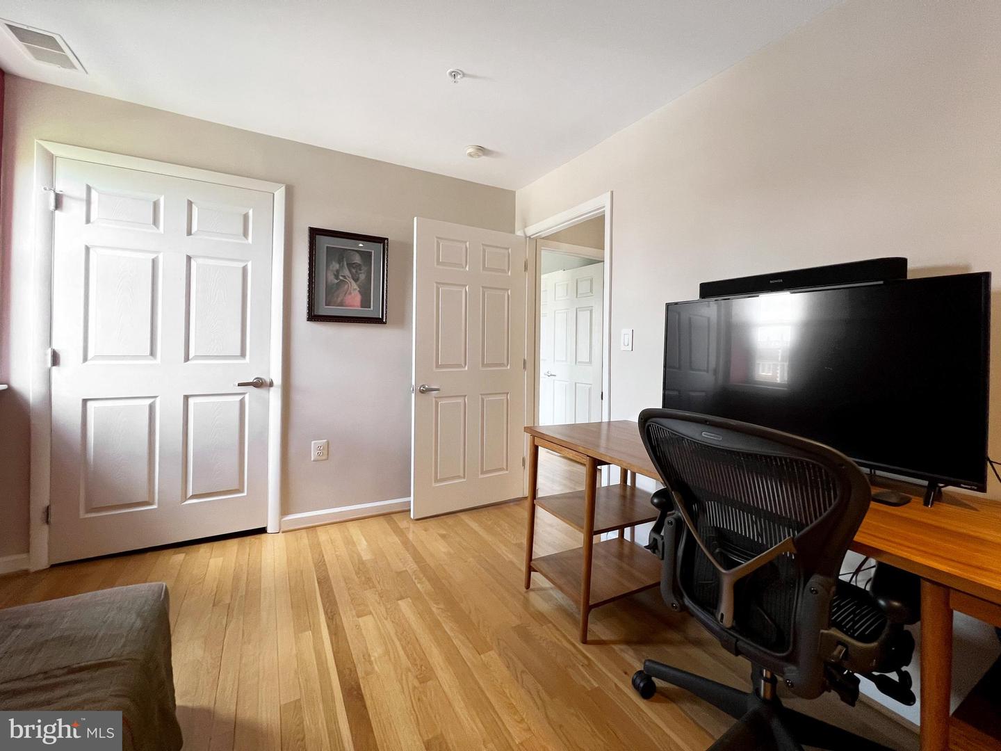 1308 Clifton STREET NW Unit: 200