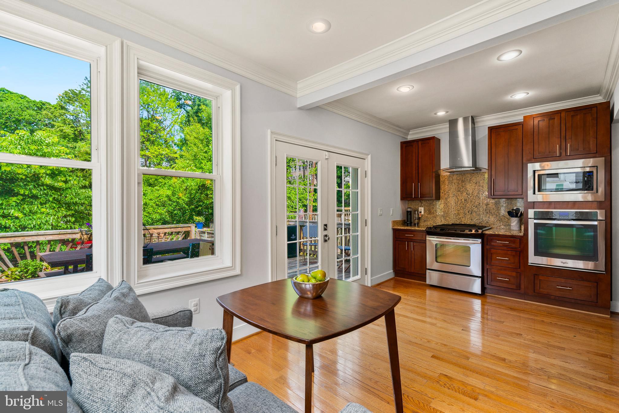 3404 15th STREET NE