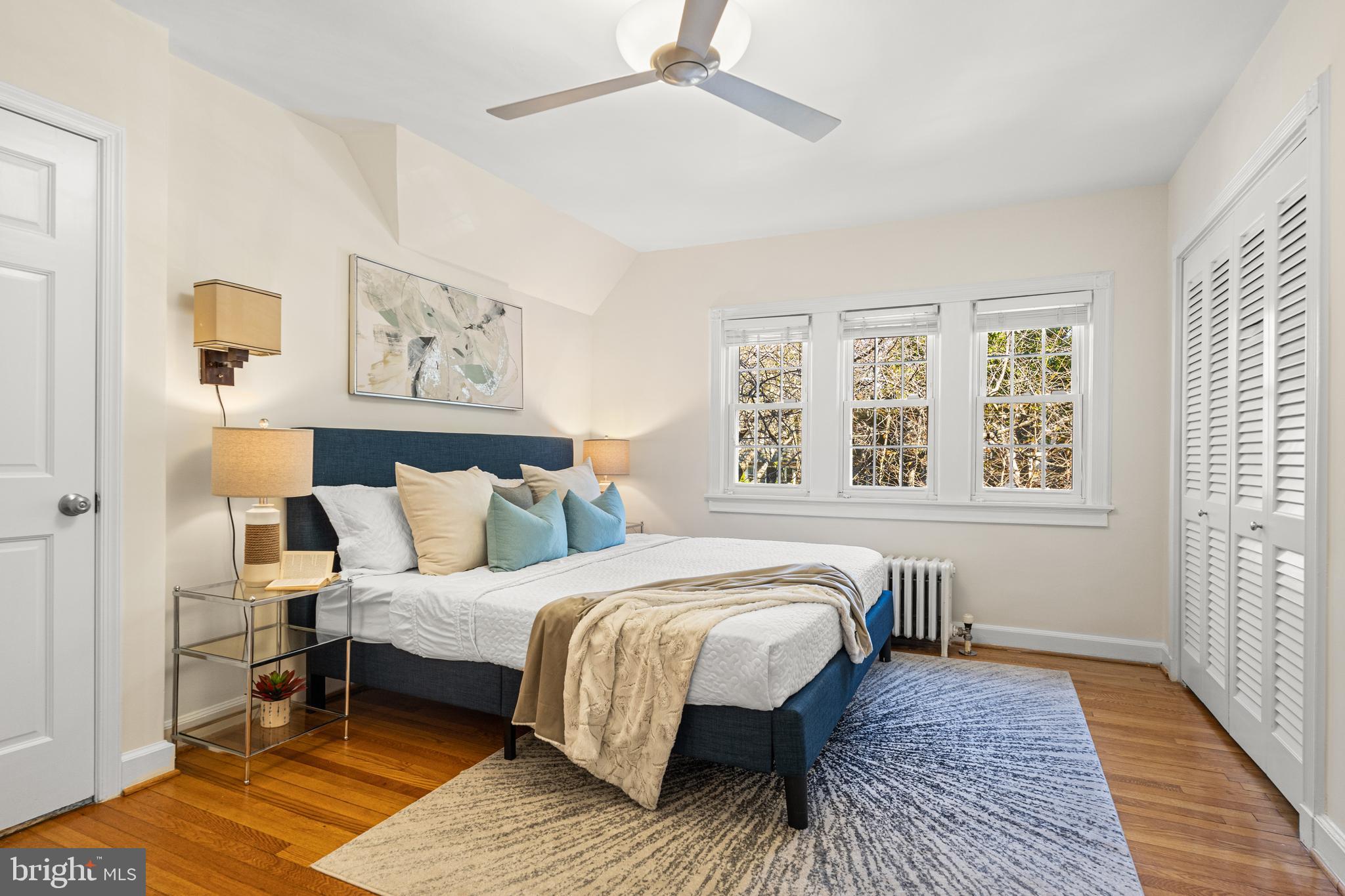 4428 Greenwich PARKWAY NW