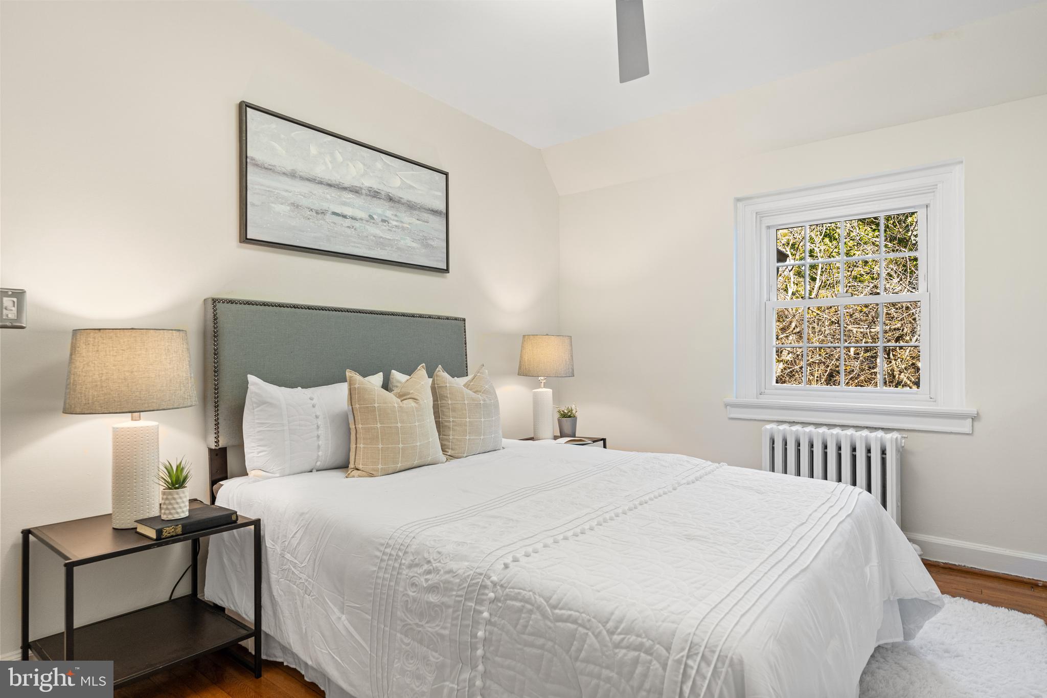 4428 Greenwich PARKWAY NW