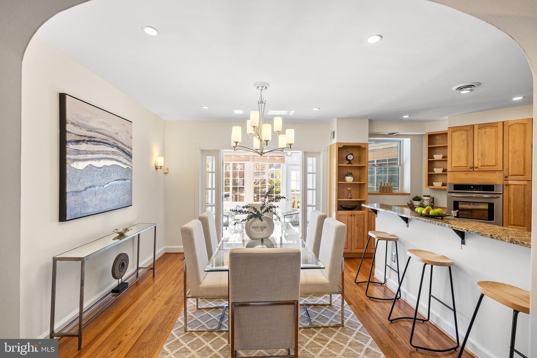 4428 Greenwich PARKWAY NW