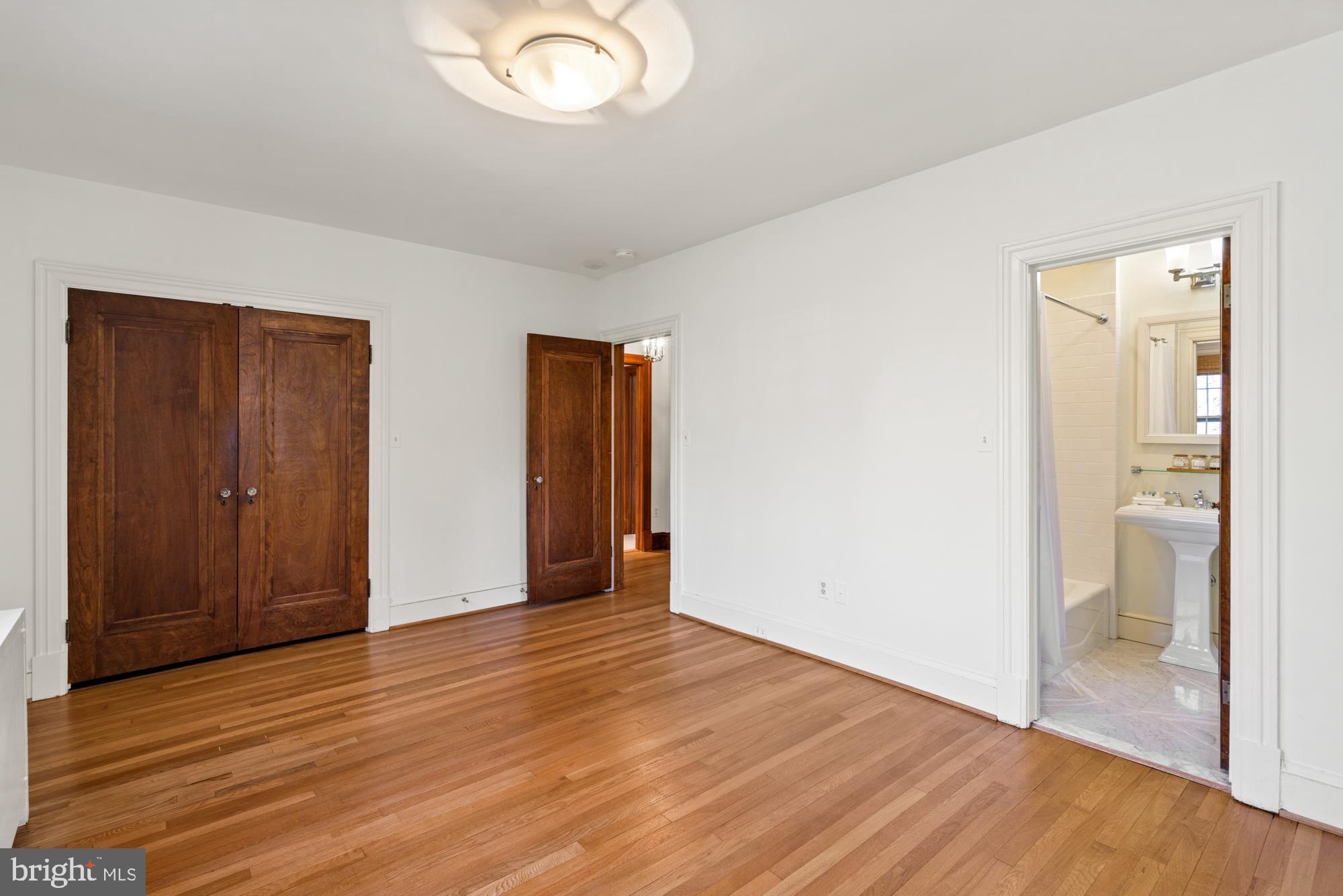 2757 Brandywine St NW