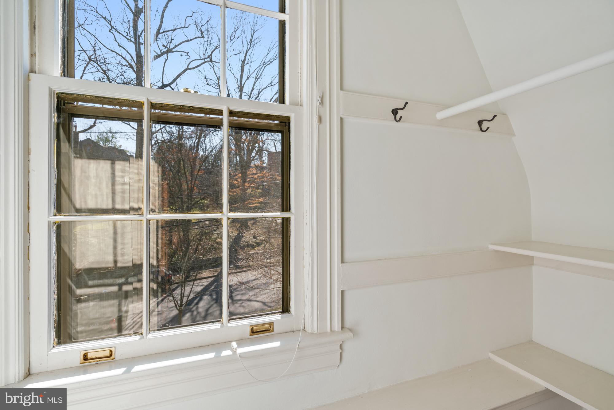 2757 Brandywine St NW