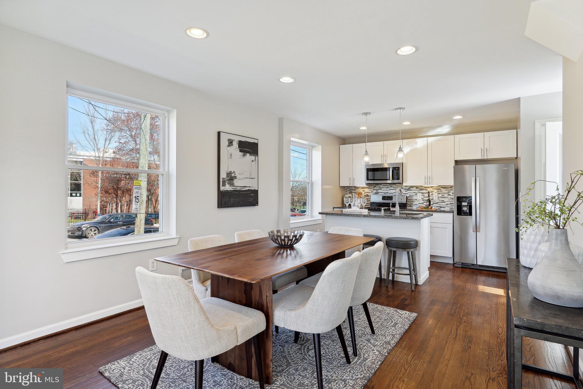401 Madison St NE