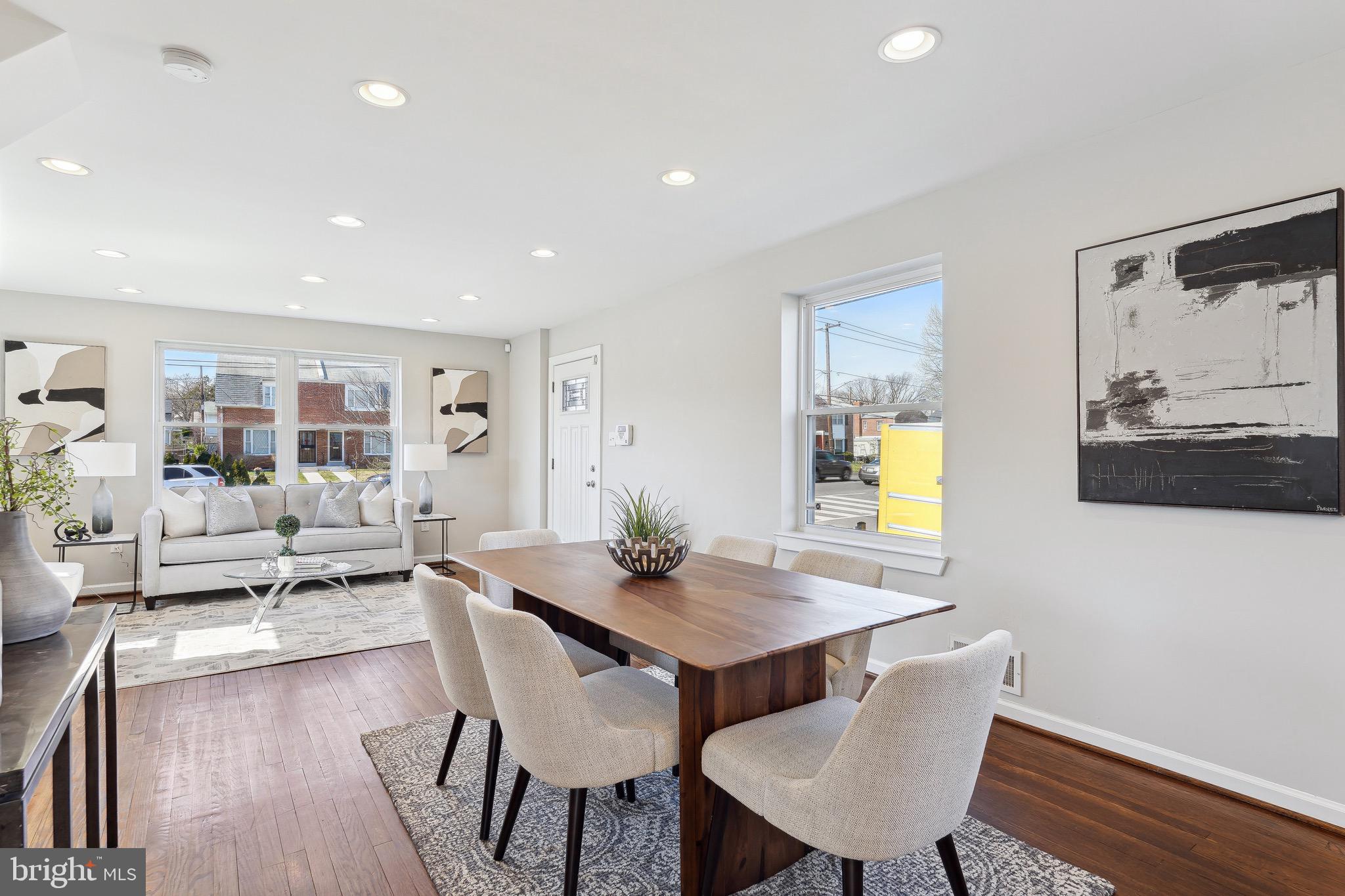 401 Madison St NE
