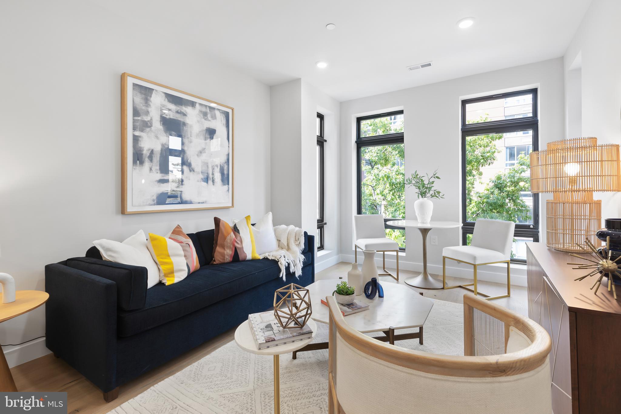 1208 M St NW #31