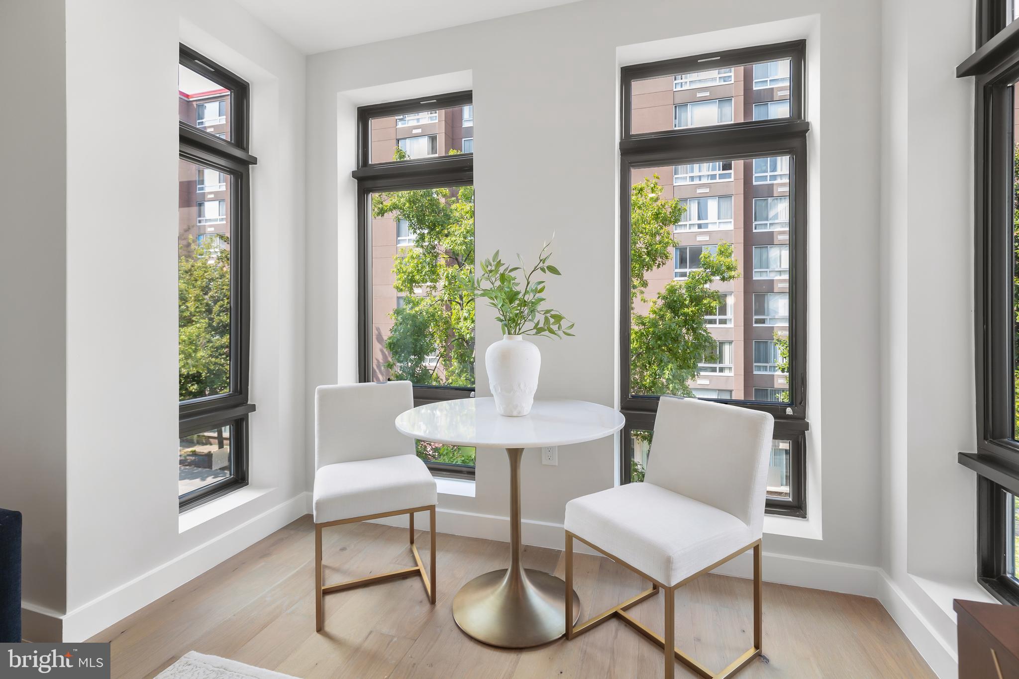 1208 M St NW #31