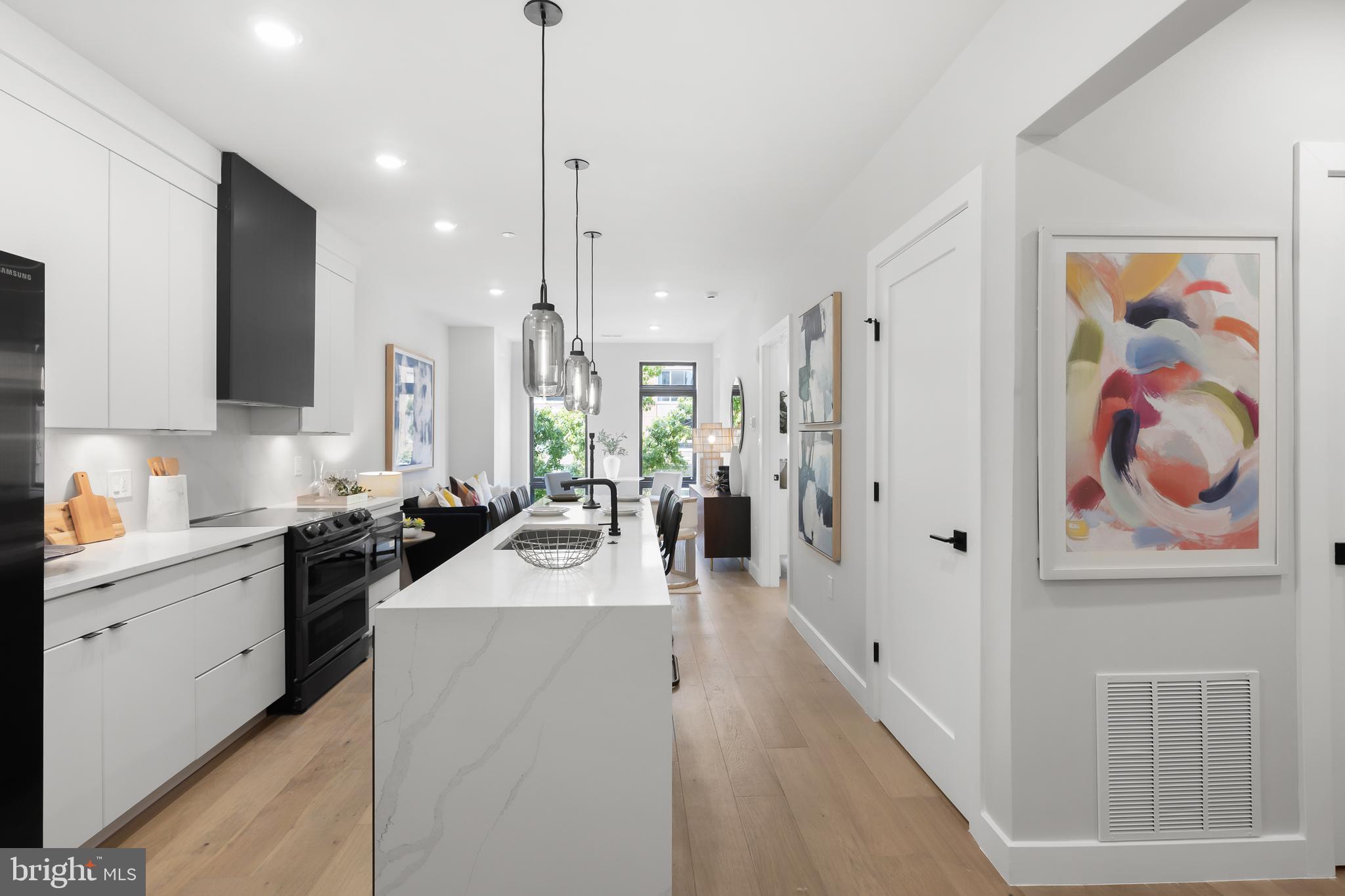 1208 M St NW #31