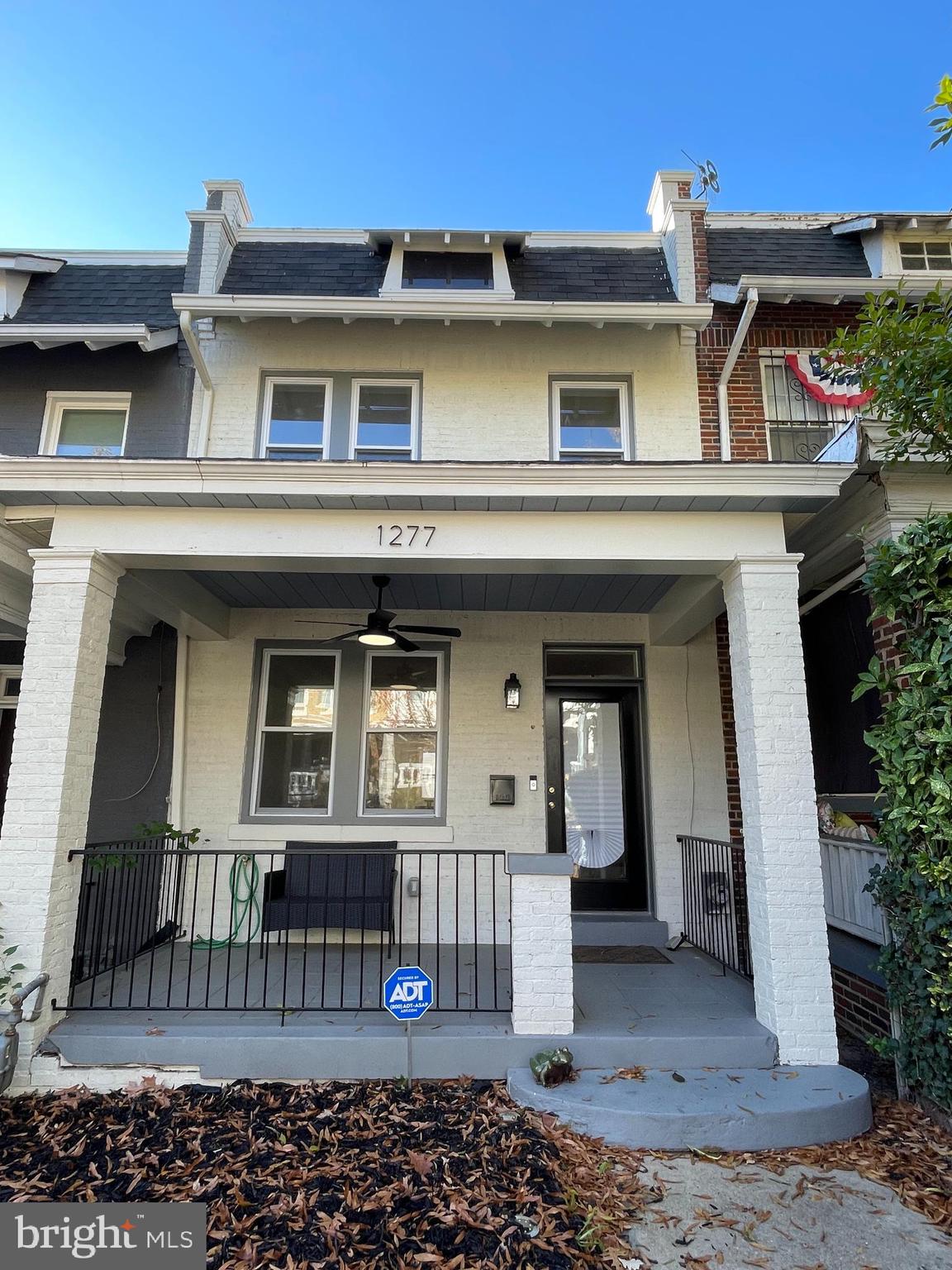 1277 Owen Pl NE