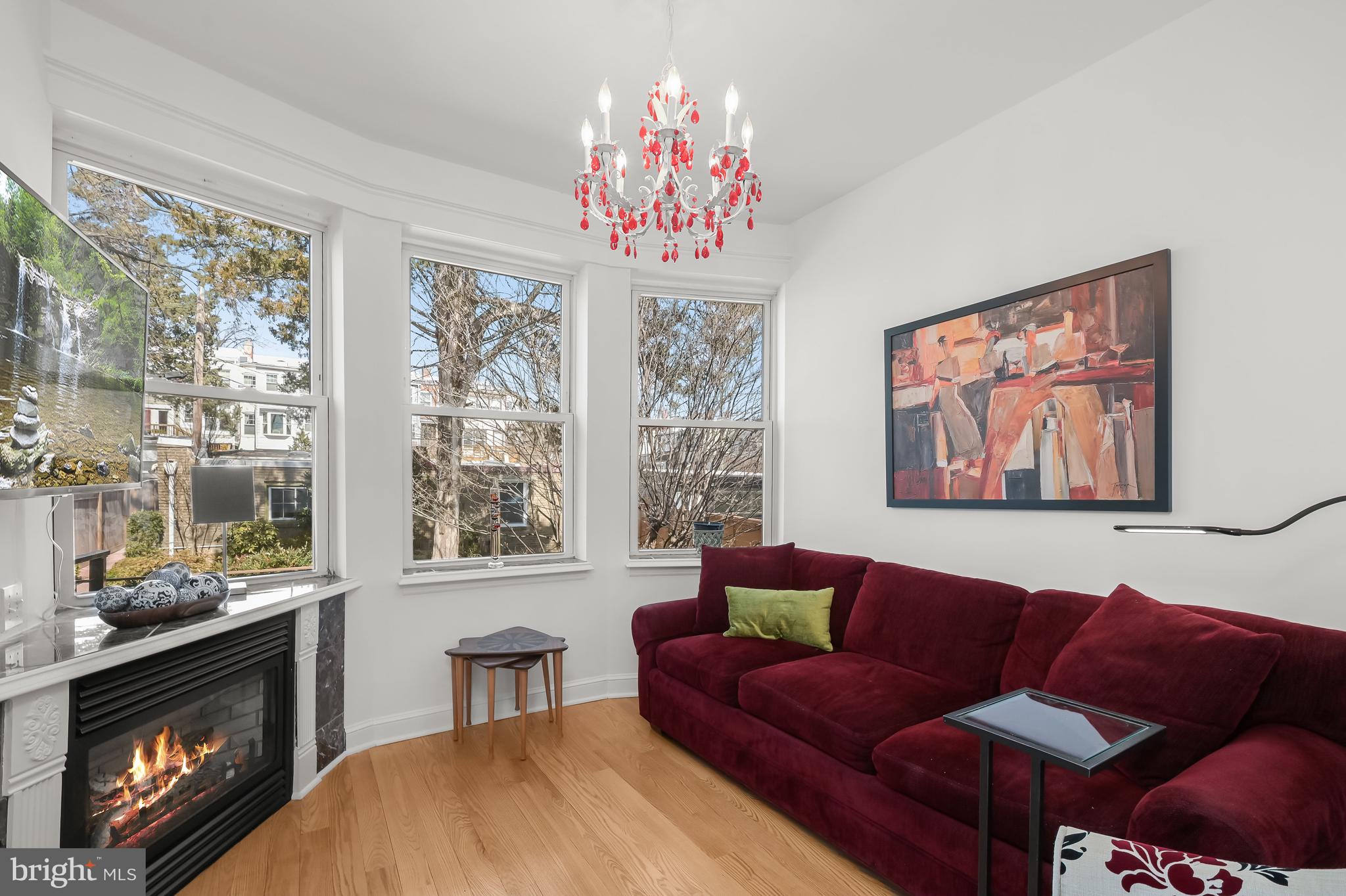 1513 Webster St NW