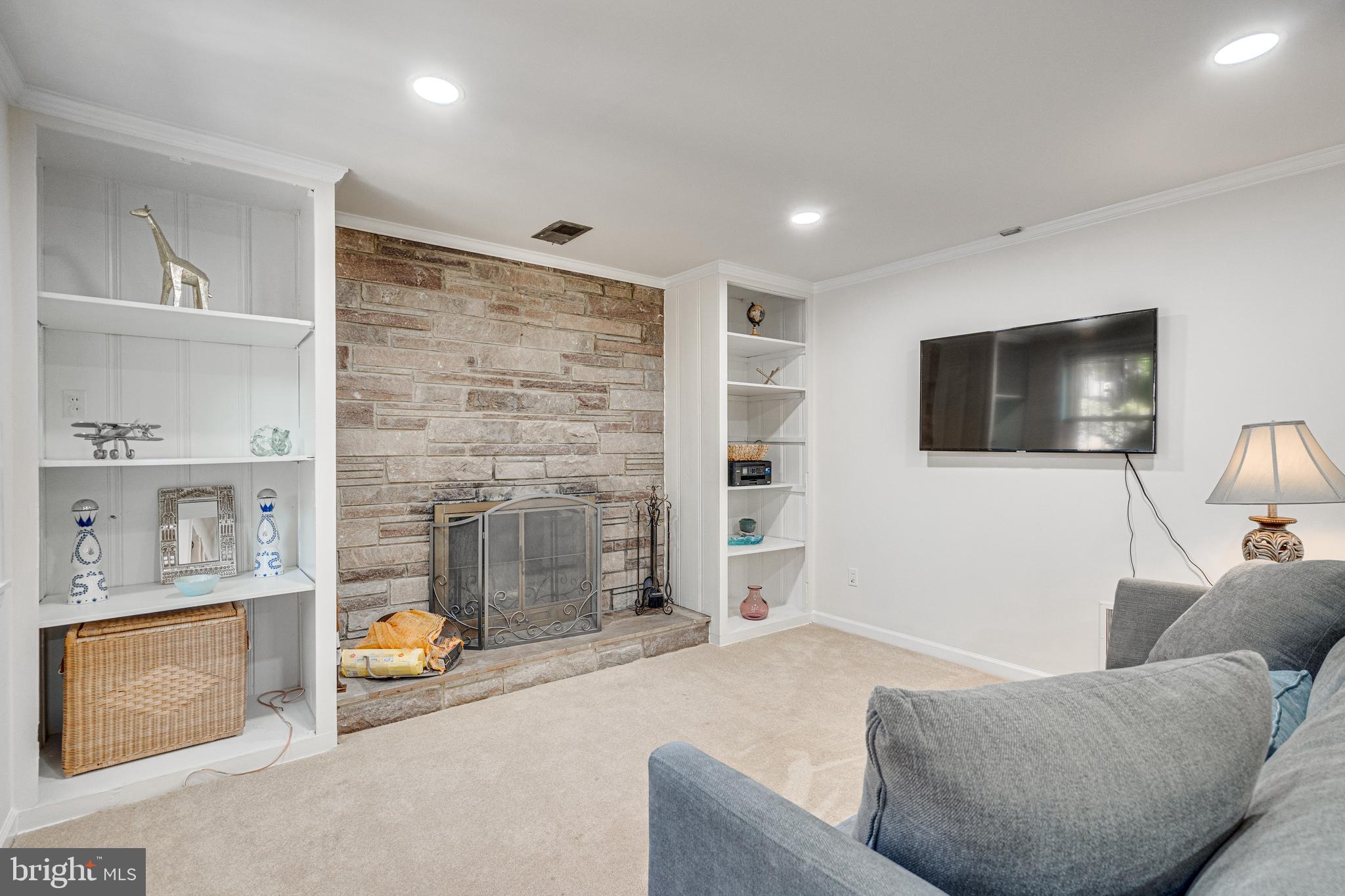 1781 SYCAMORE STREET NW