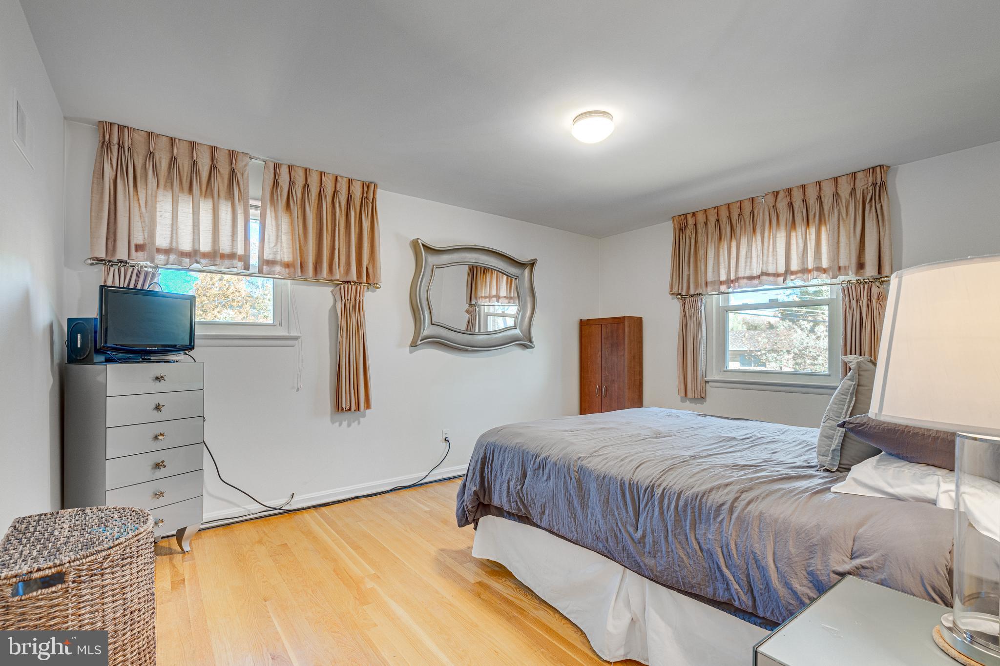 1781 SYCAMORE STREET NW