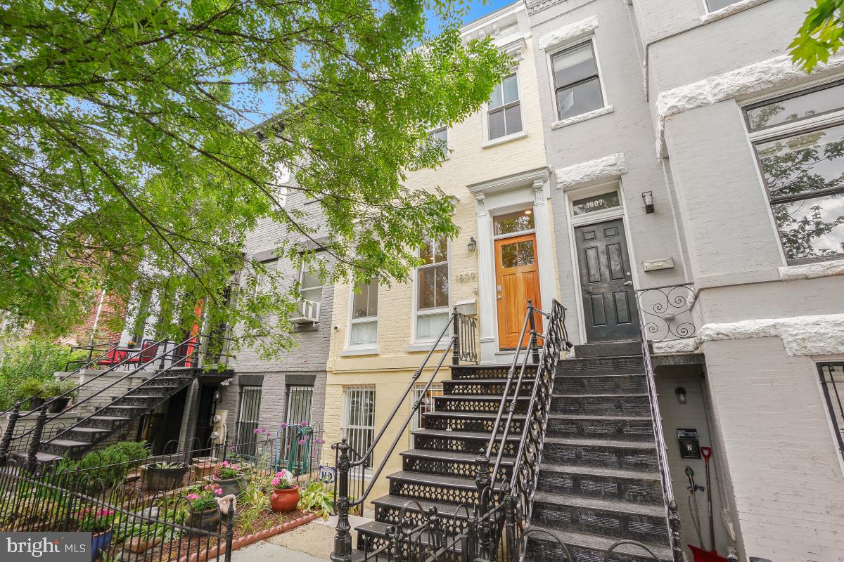 1809 12TH STREET NW