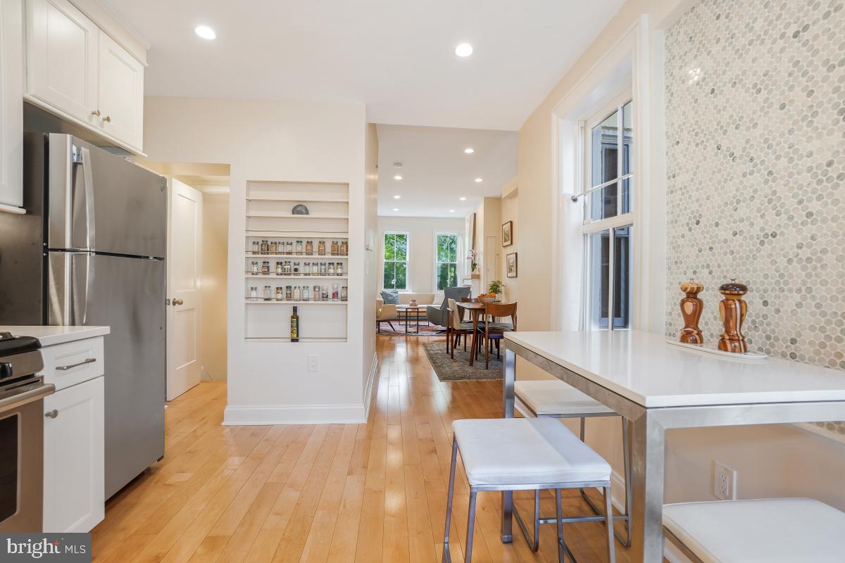 1809 12TH STREET NW