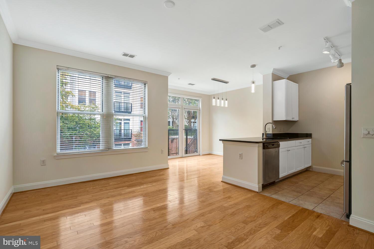 1391 PENNSYLVANIA AVENUE SE 210