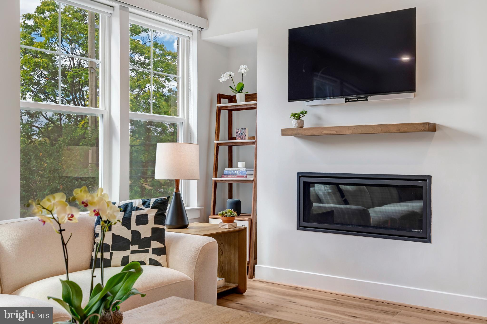 406 BROOKLAND GROVE DRIVE NE