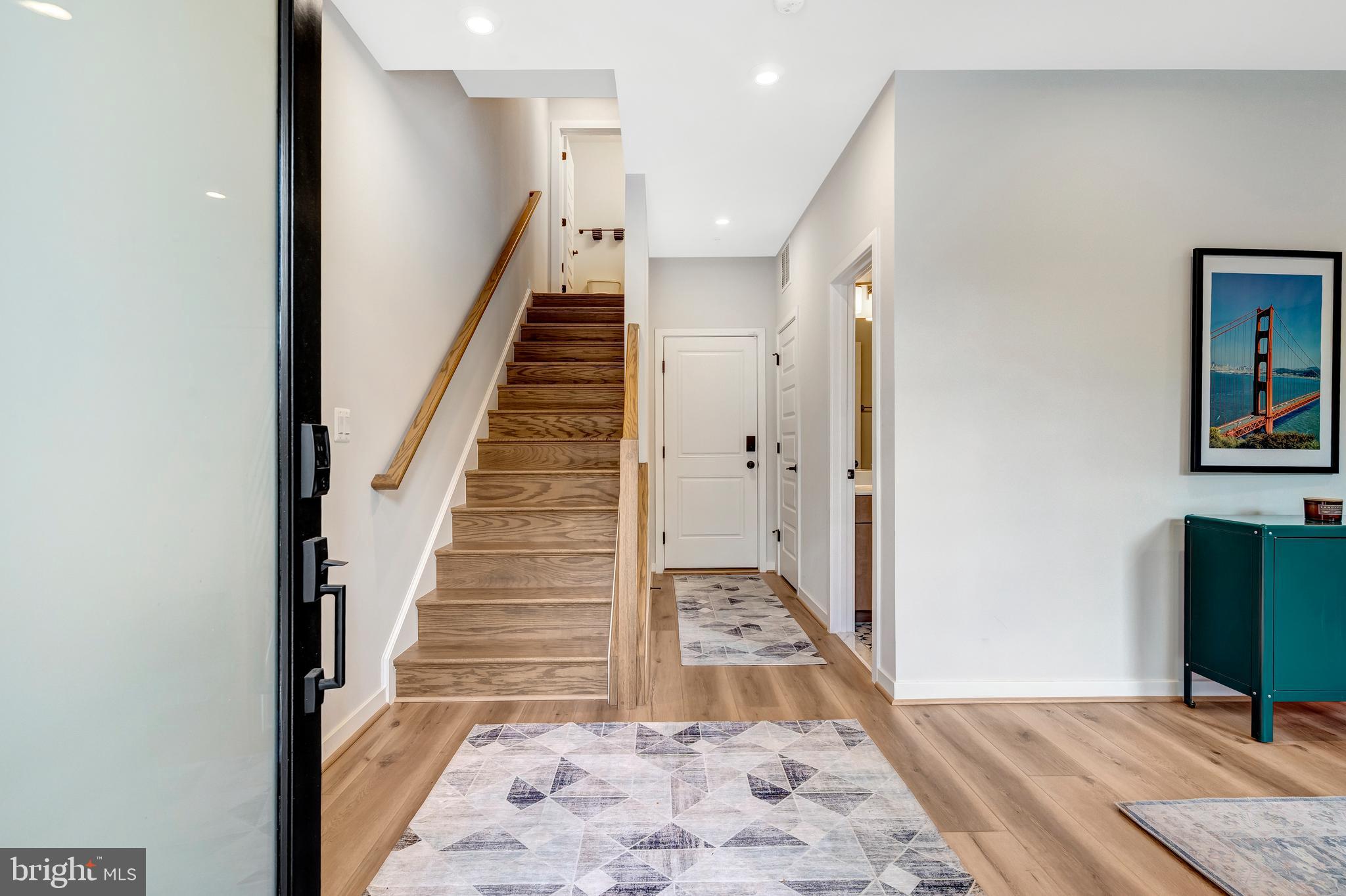 406 BROOKLAND GROVE DRIVE NE