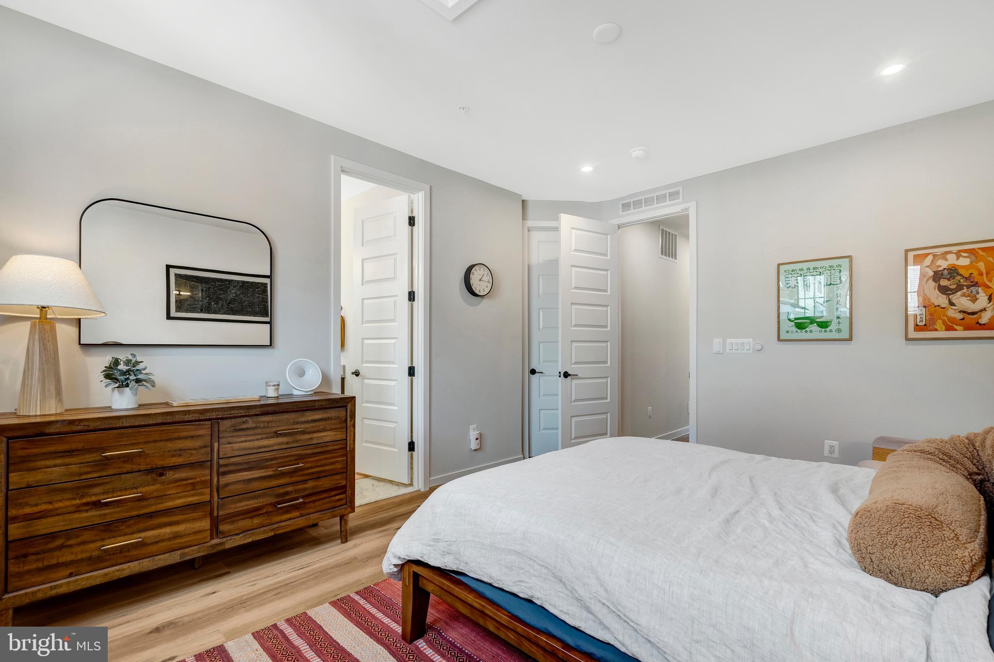 406 BROOKLAND GROVE DRIVE NE