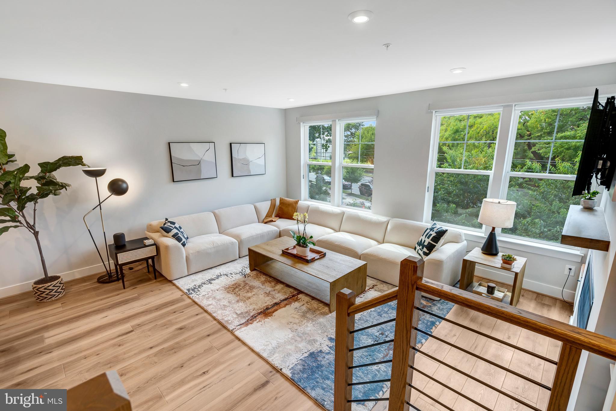 406 BROOKLAND GROVE DRIVE NE