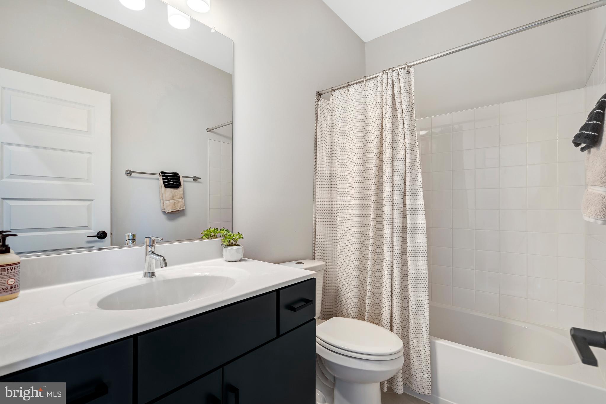 406 BROOKLAND GROVE DRIVE NE