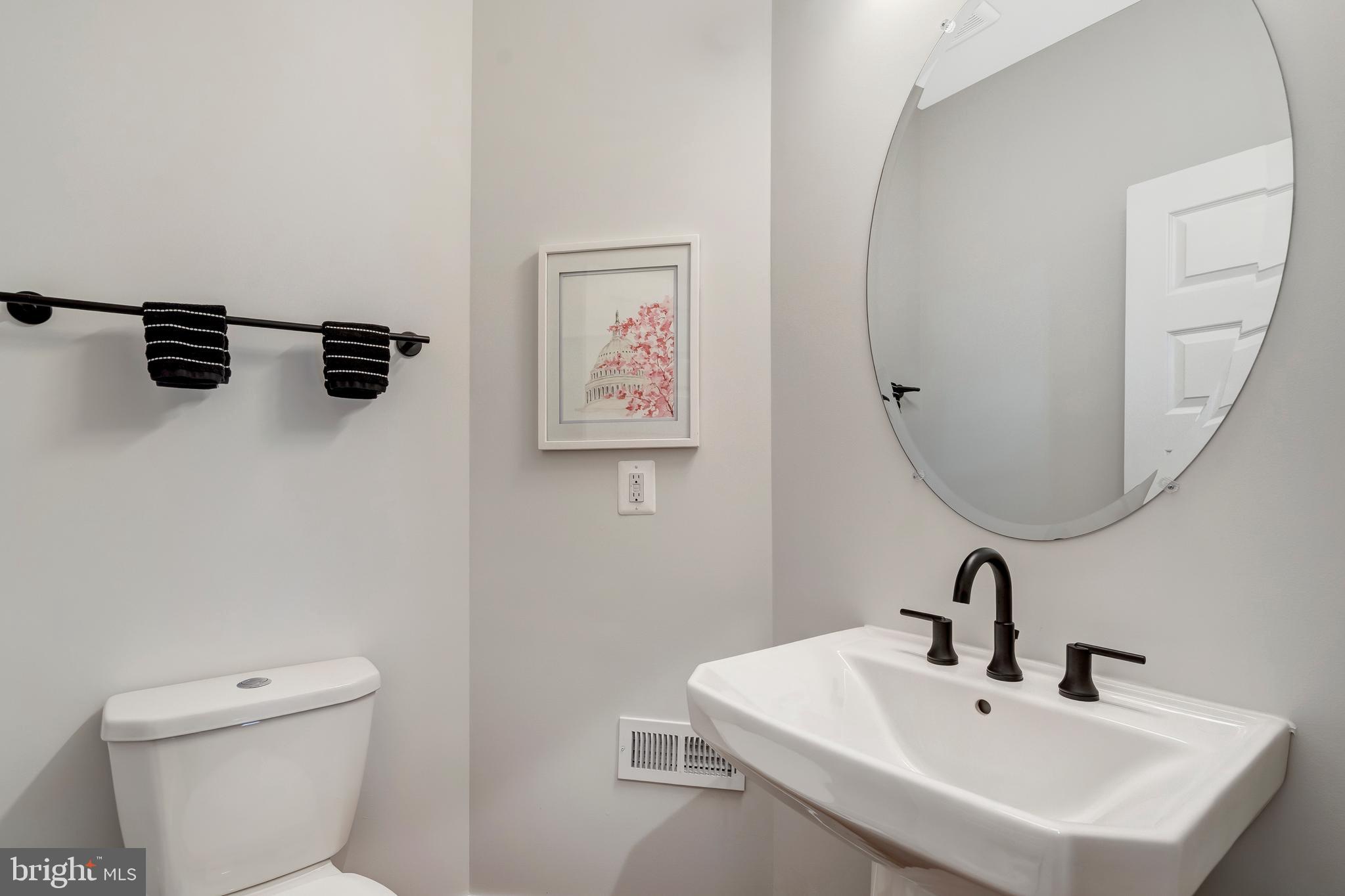 406 BROOKLAND GROVE DRIVE NE