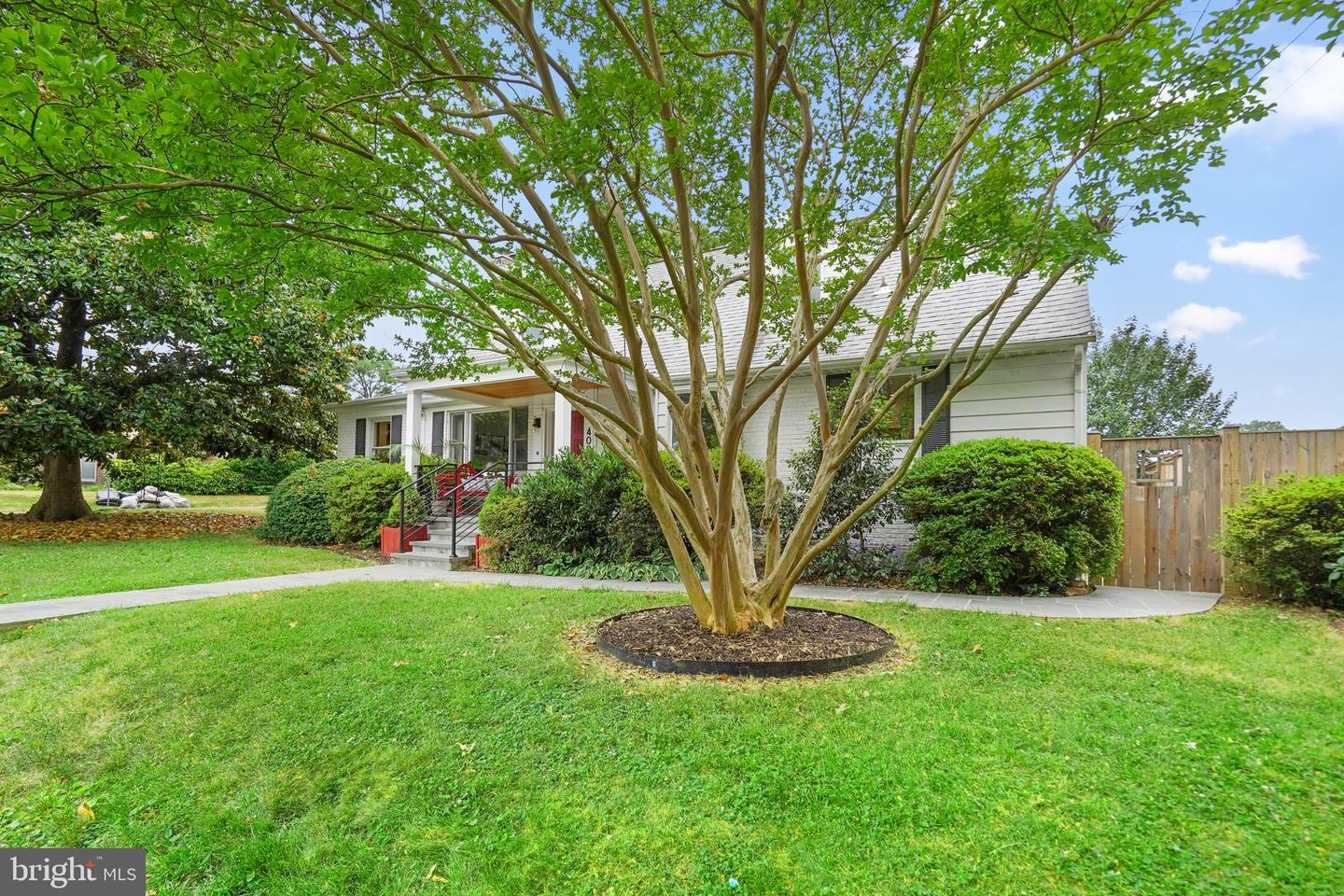 400 Lanark WAY