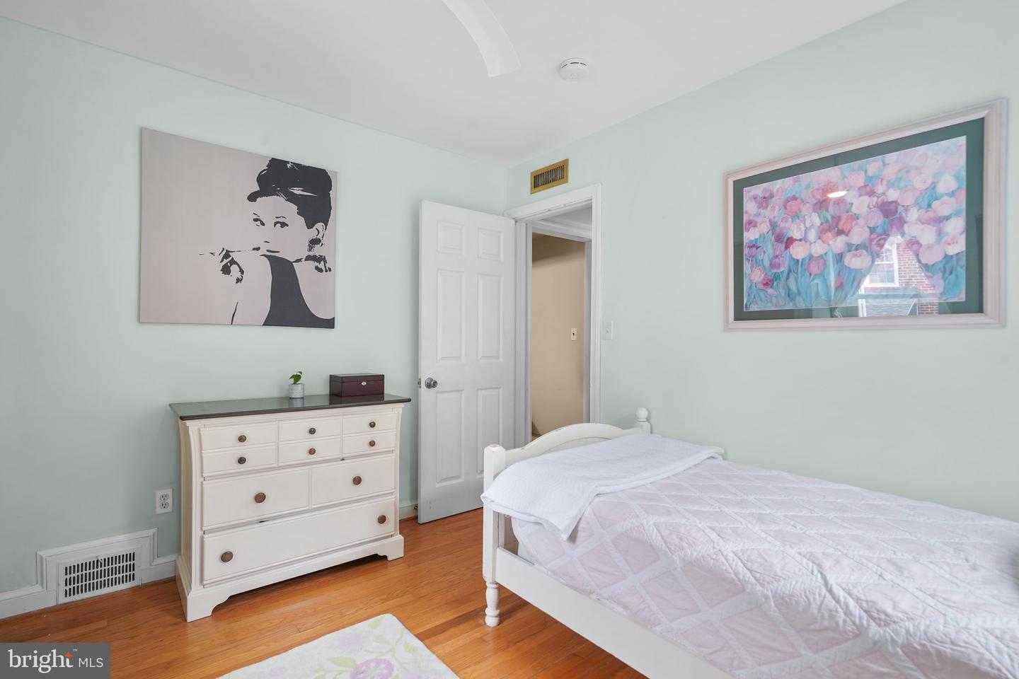 400 Lanark WAY