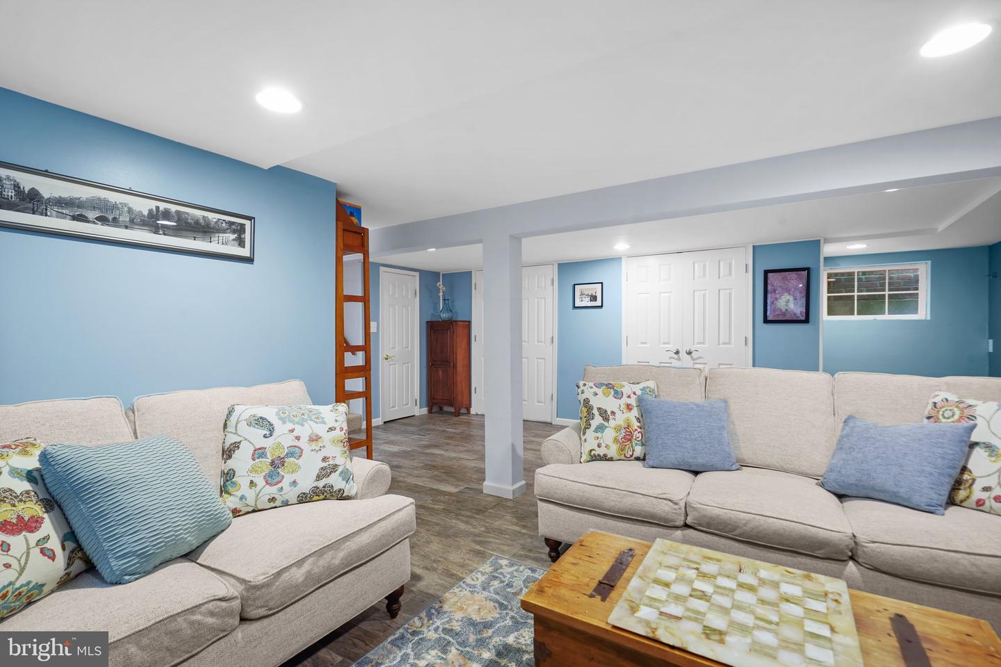 400 Lanark WAY