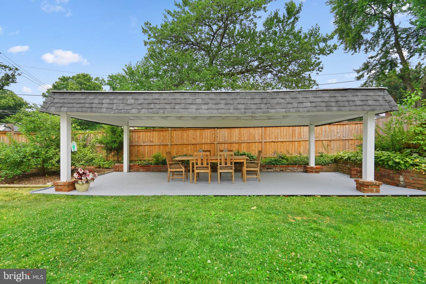 400 Lanark WAY