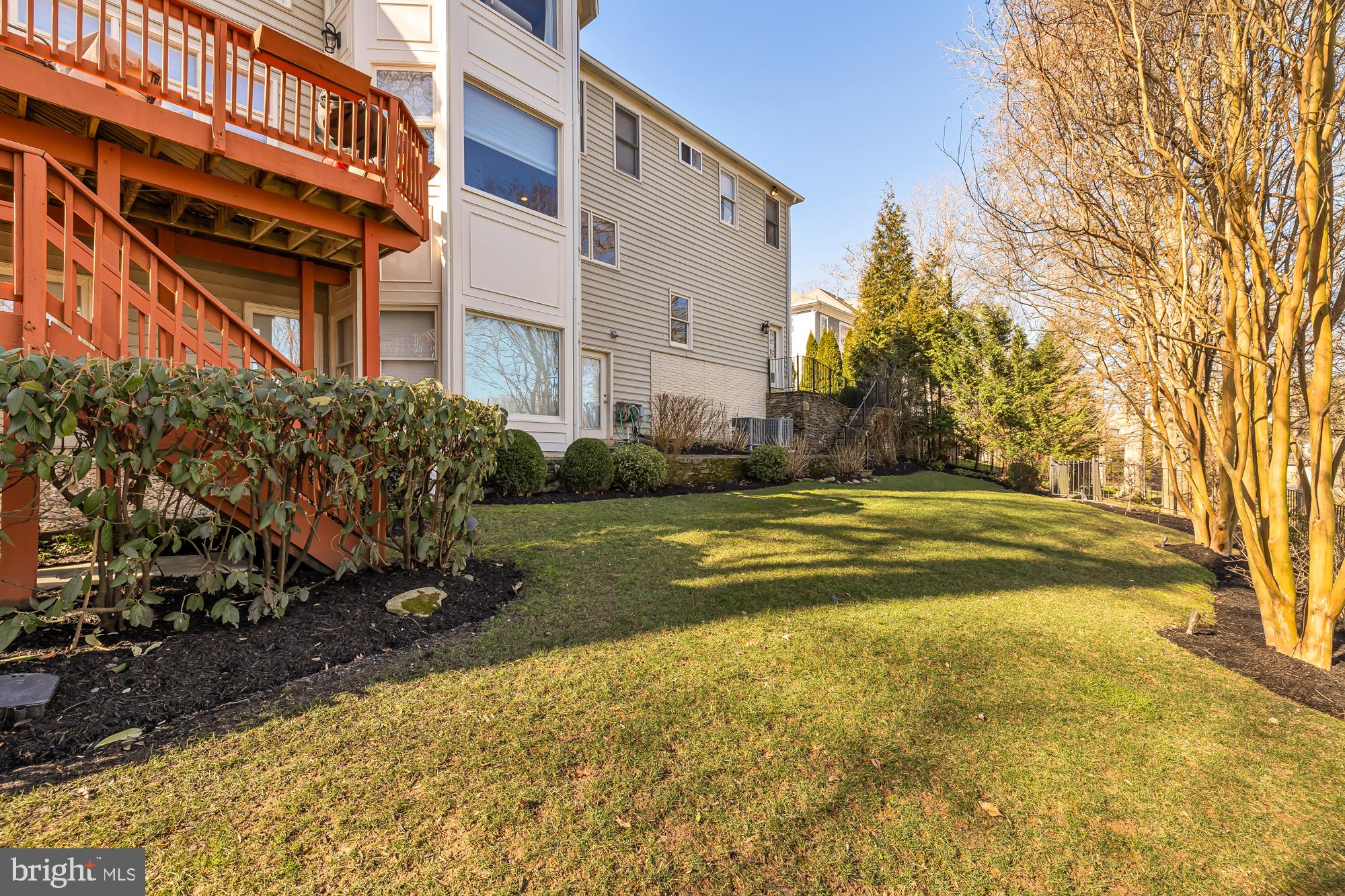 9504 Hemswell Pl