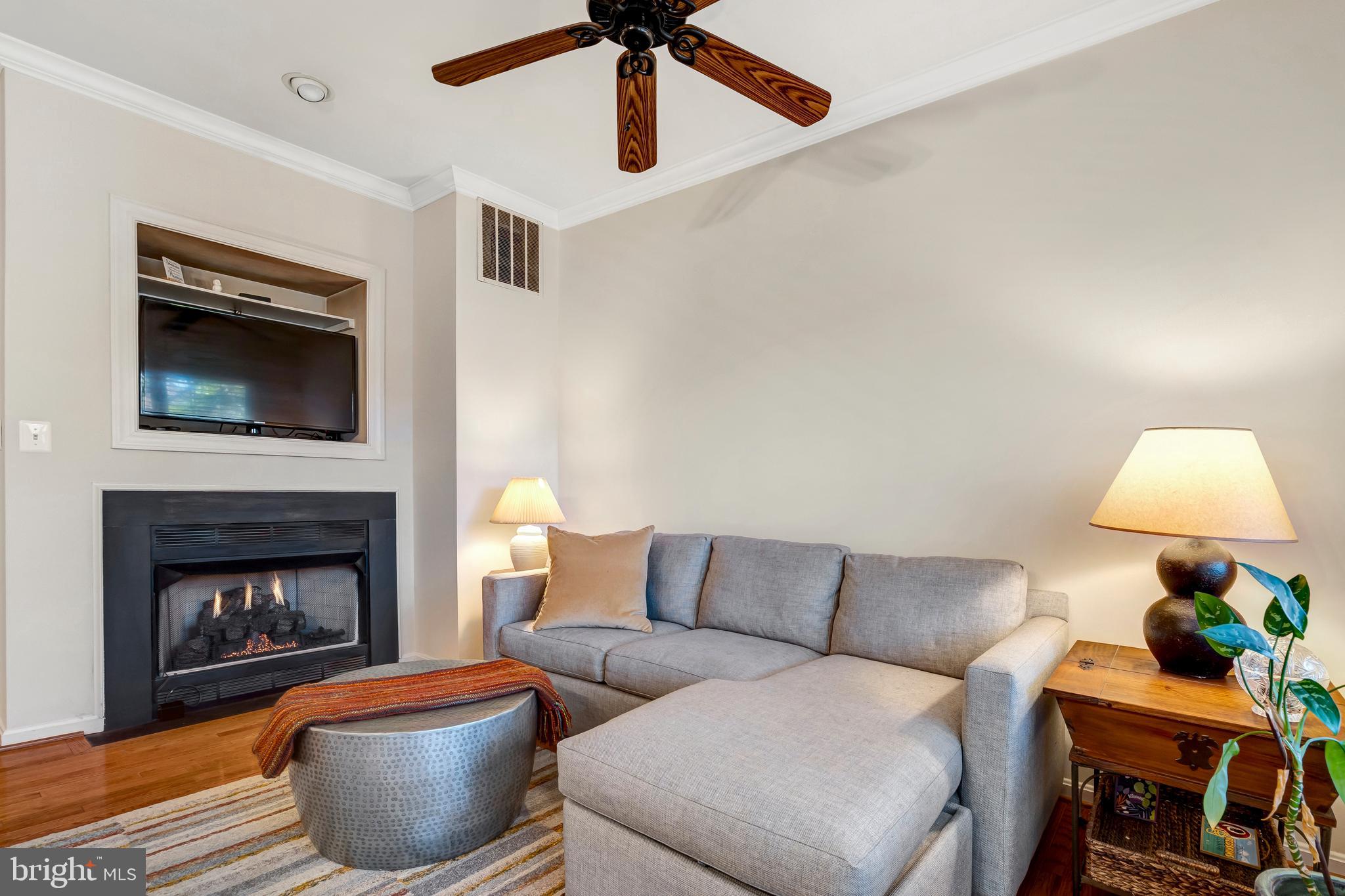 11022 HEMINGWAY COURT